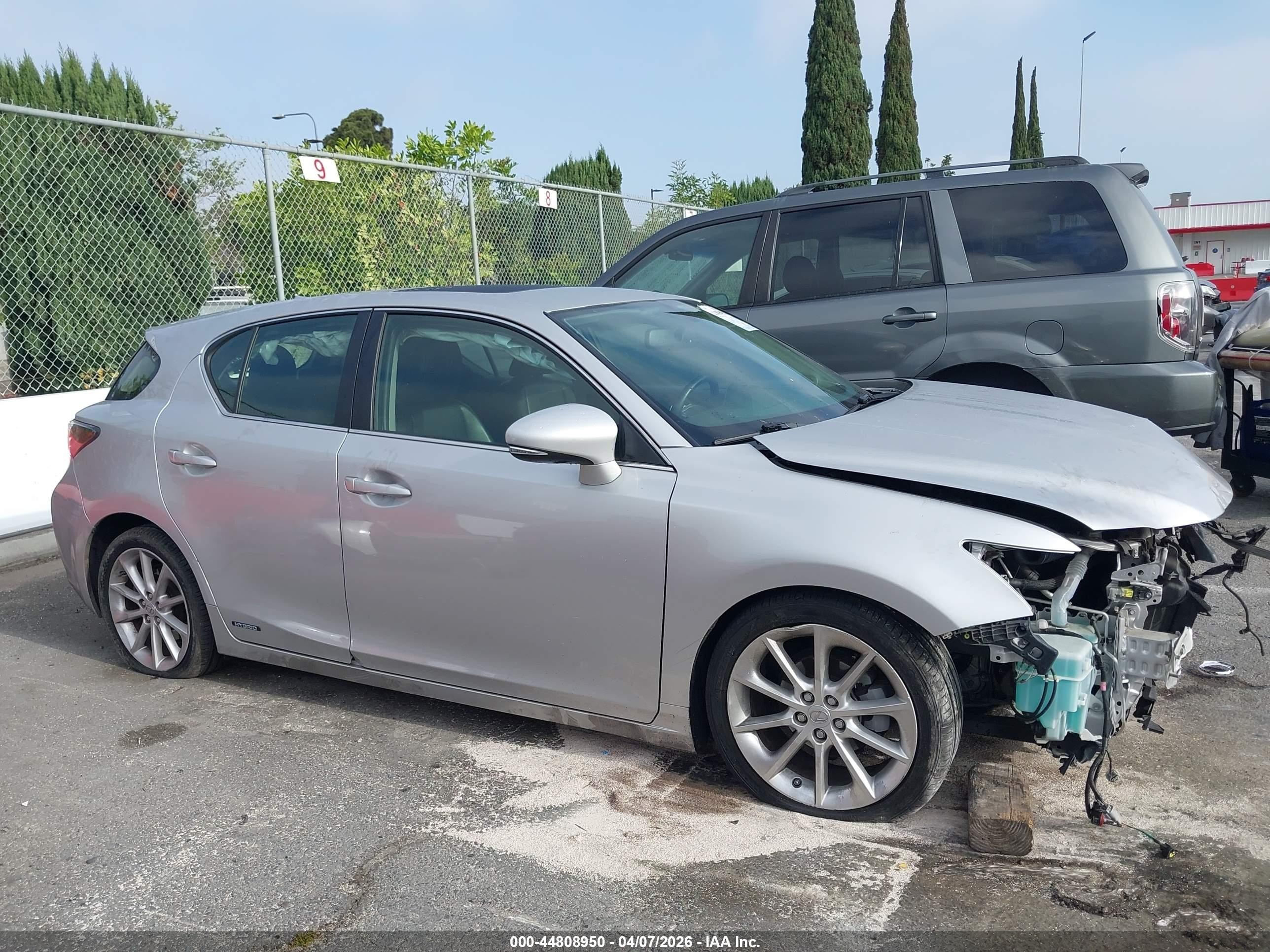 2012 Lexus Ct 200h Premium Silver vin: JTHKD5BH8C2108161
