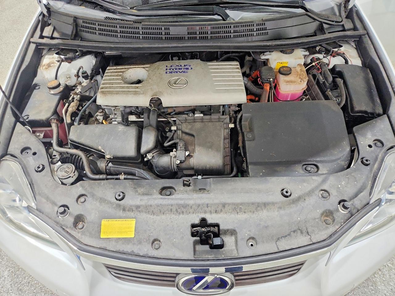 2013 Lexus Ct 200 White vin: JTHKD5BH8D2125219