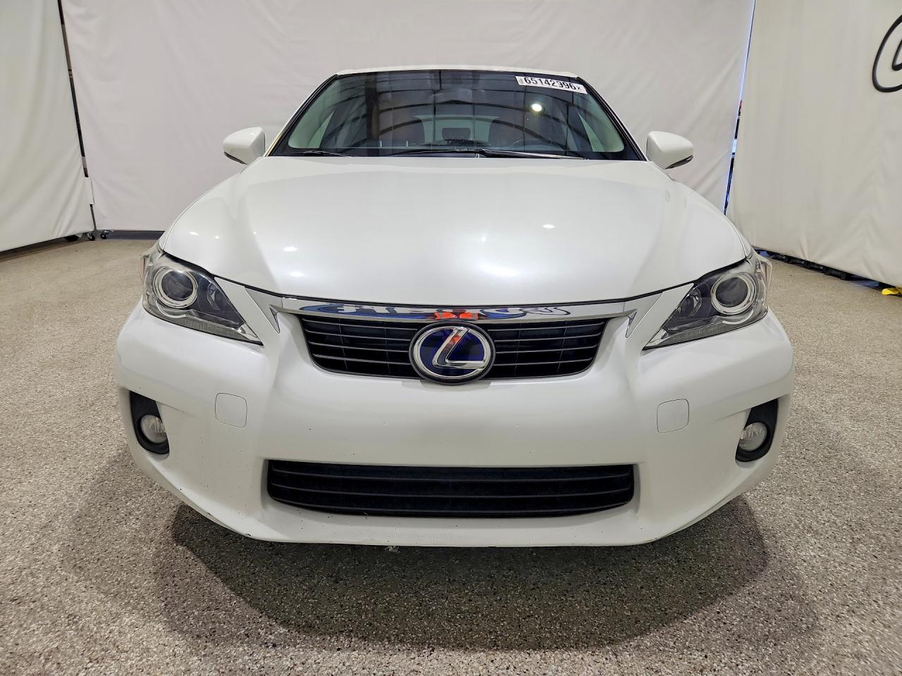 2013 Lexus Ct 200 White vin: JTHKD5BH8D2125219
