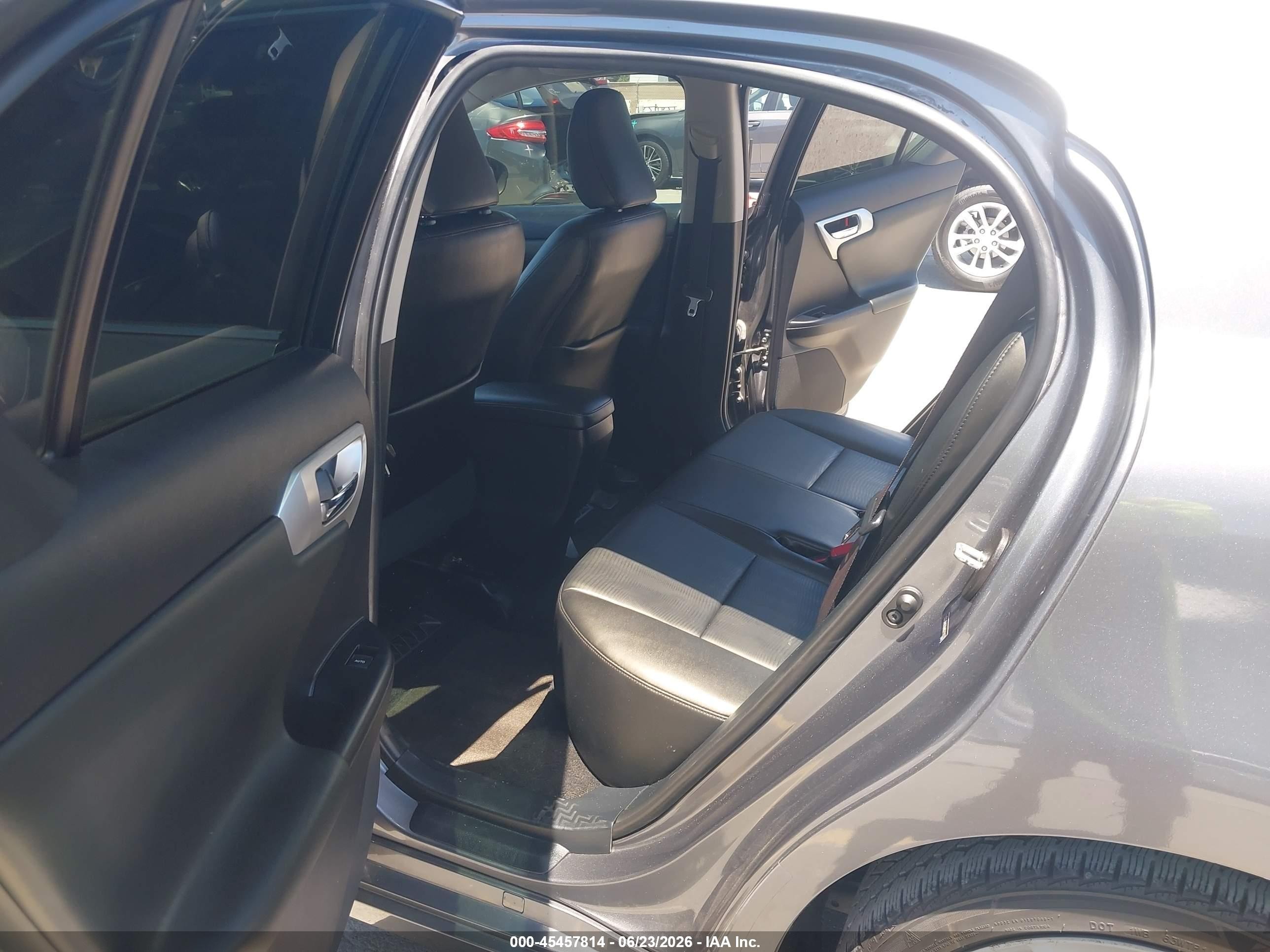 2013 Lexus Ct 200h   Gray vin: JTHKD5BH8D2150220