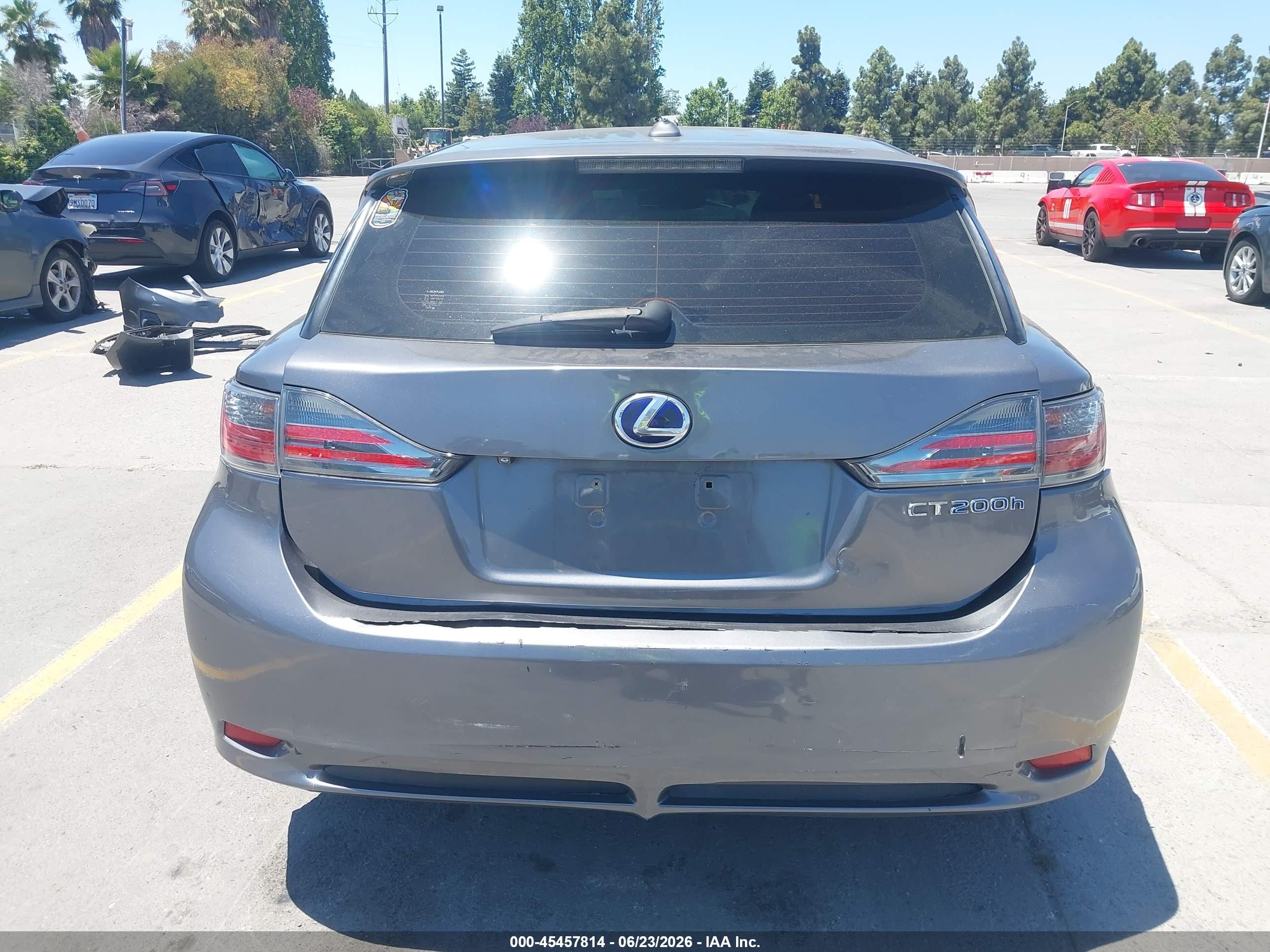 2013 Lexus Ct 200h   Gray vin: JTHKD5BH8D2150220