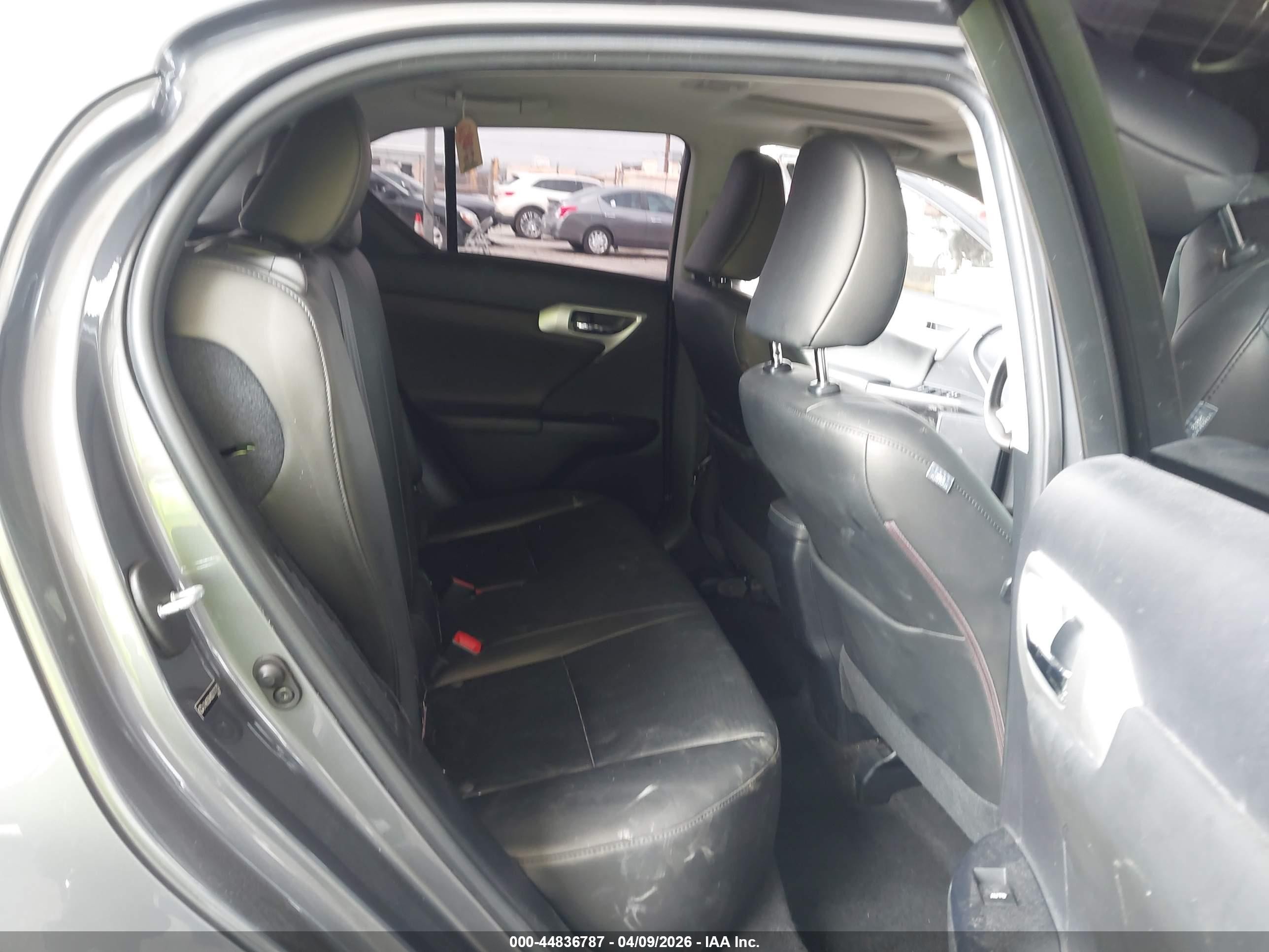 2013 Lexus Ct 200h   Серый vin: JTHKD5BH8D2171732