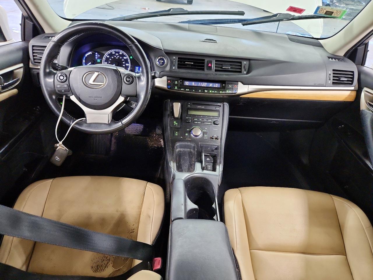 2014 Lexus Ct 200 White vin: JTHKD5BH8E2174681