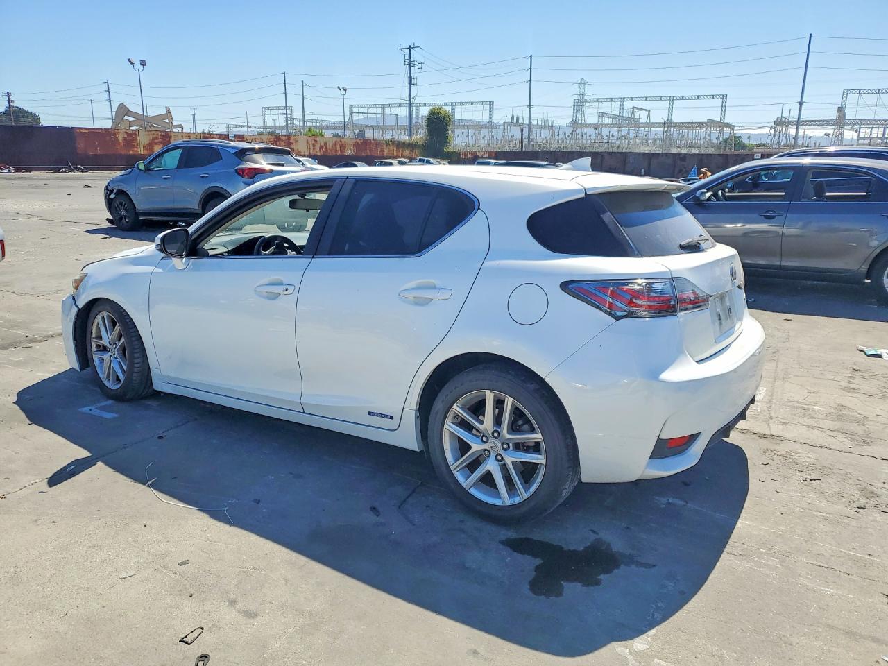 2014 Lexus Ct 200 White vin: JTHKD5BH8E2195899