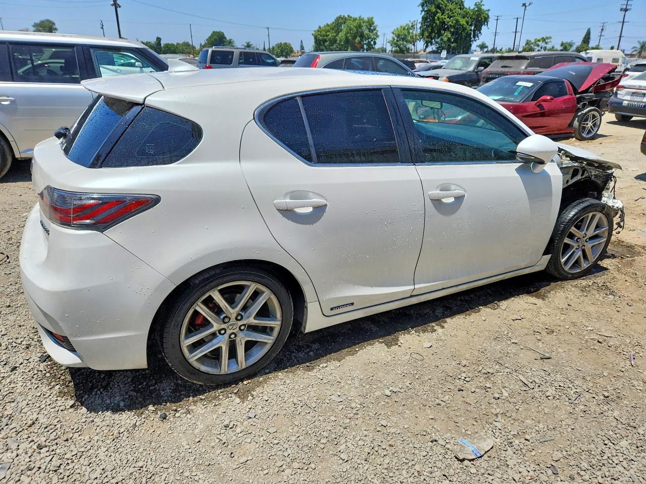 2015 Lexus Ct 200 White vin: JTHKD5BH8F2225534