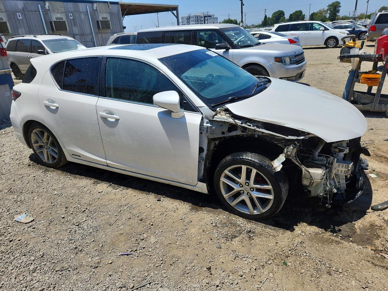 2015 Lexus Ct 200 White vin: JTHKD5BH8F2225534