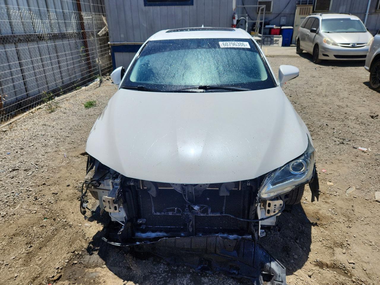 2015 Lexus Ct 200 White vin: JTHKD5BH8F2225534