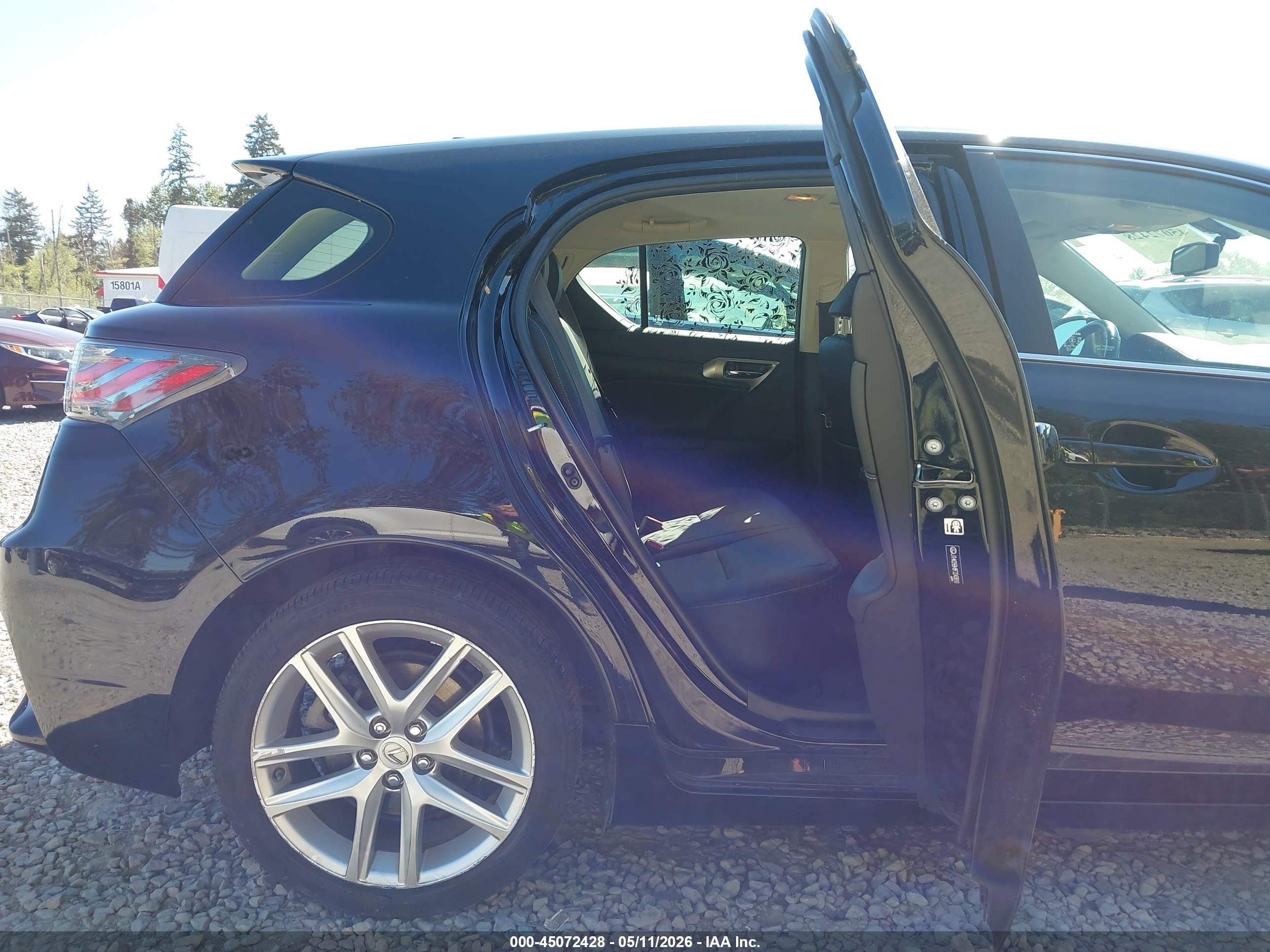 2015 Lexus Ct 200h Black vin: JTHKD5BH8F2243810