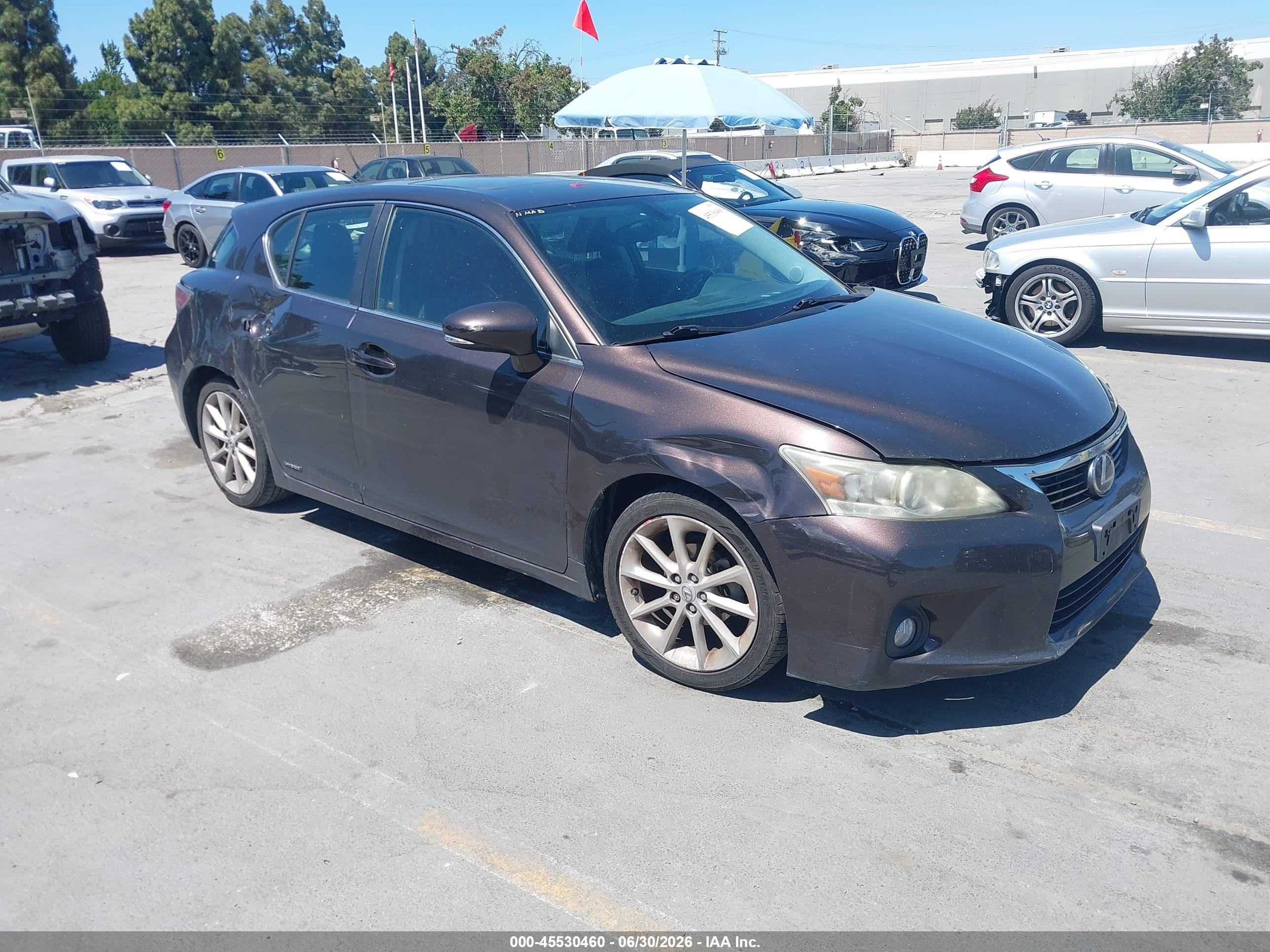 2011 Lexus Ct 200h Premium Dark Brown vin: JTHKD5BH9B2006012