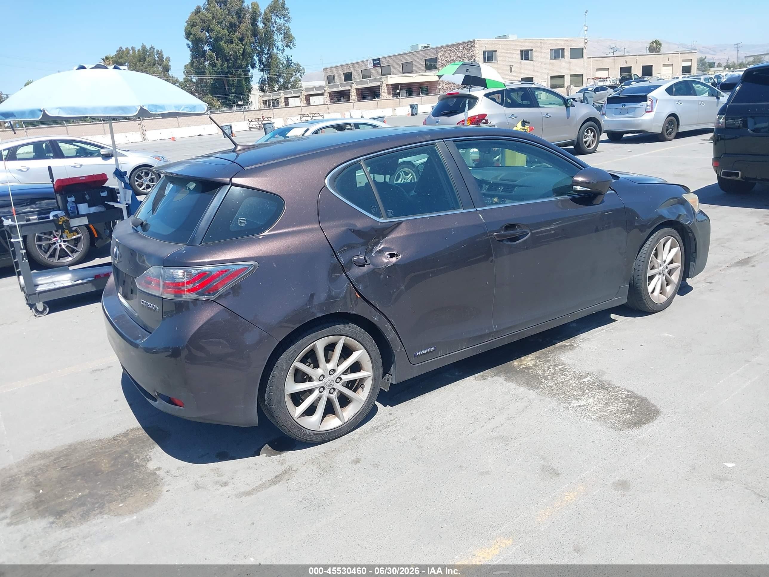 2011 Lexus Ct 200h Premium Dark Brown vin: JTHKD5BH9B2006012