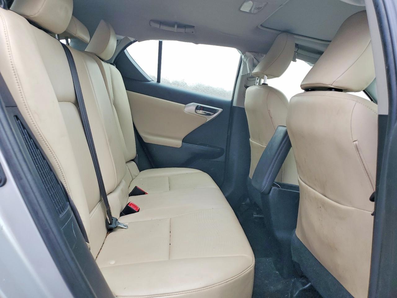 2011 Lexus Ct 200 Silver vin: JTHKD5BH9B2010609