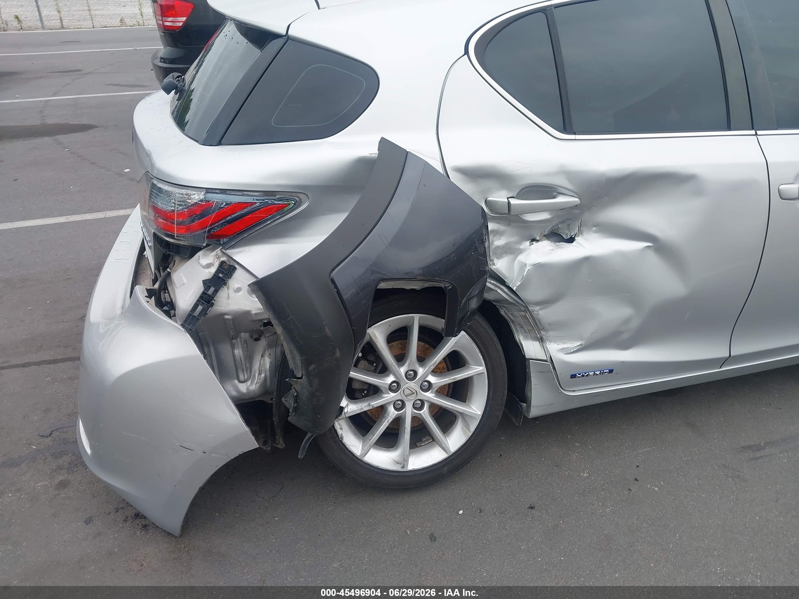 2011 Lexus Ct 200h Premium Серебряный vin: JTHKD5BH9B2034943