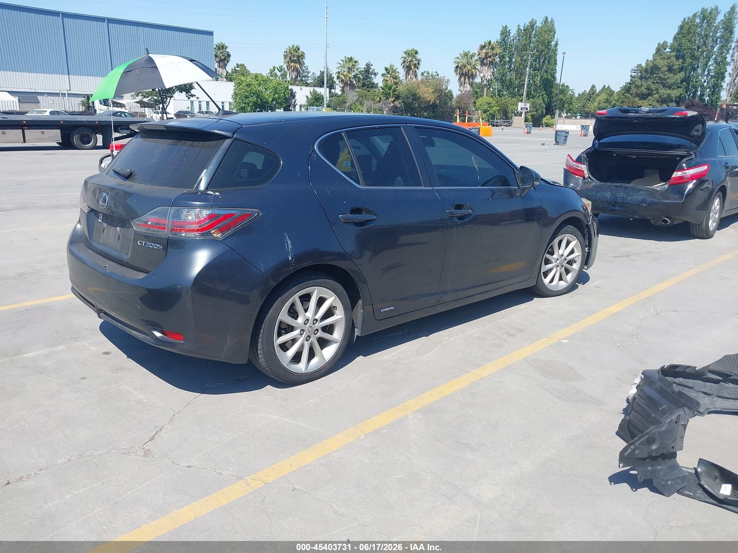 2011 Lexus Ct 200h Premium Black vin: JTHKD5BH9B2043464