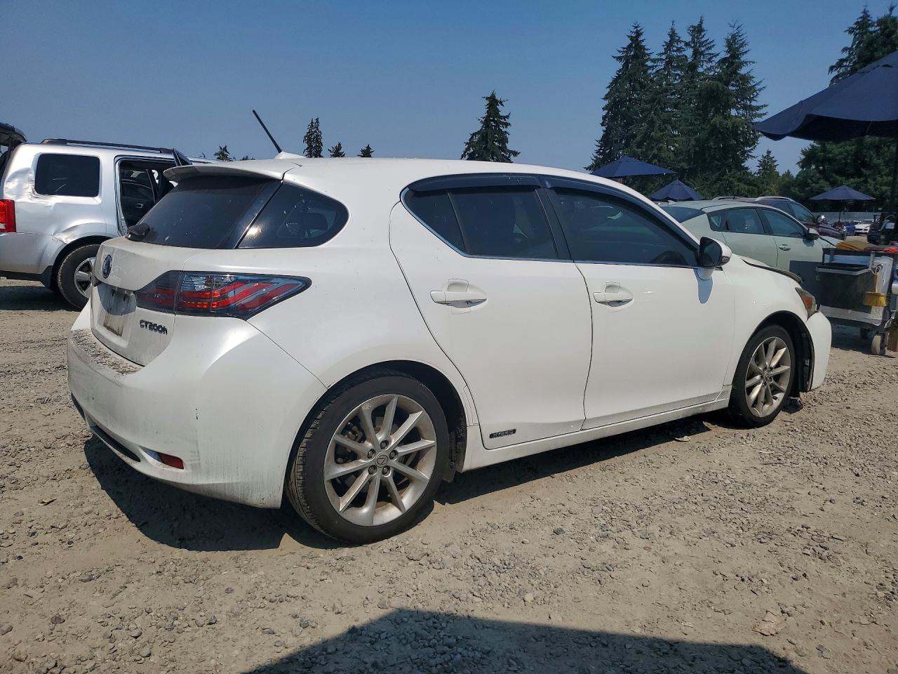 2012 Lexus Ct 200 White vin: JTHKD5BH9C2069449