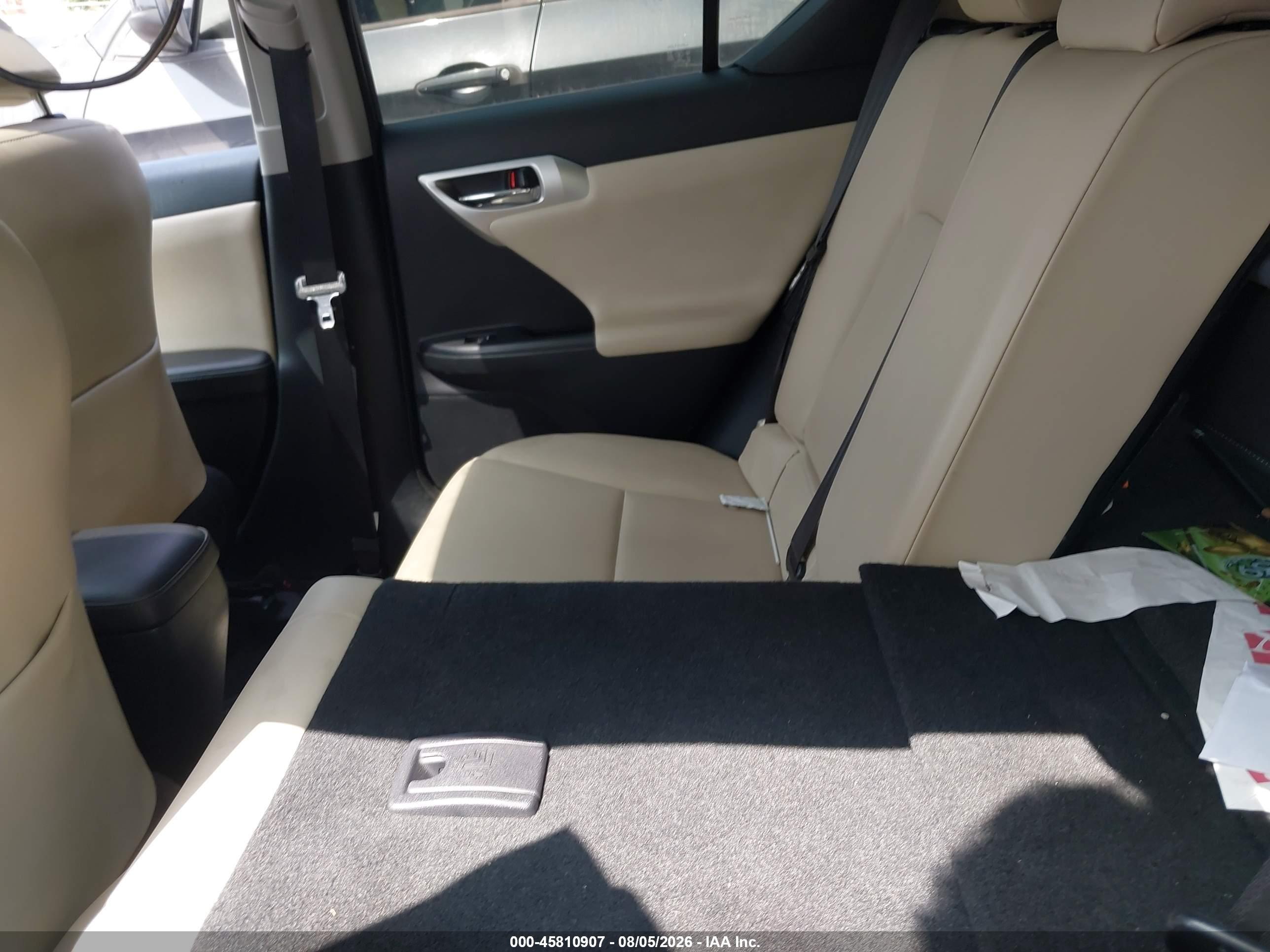 2012 Lexus Ct 200h Premium Silver vin: JTHKD5BH9C2105639