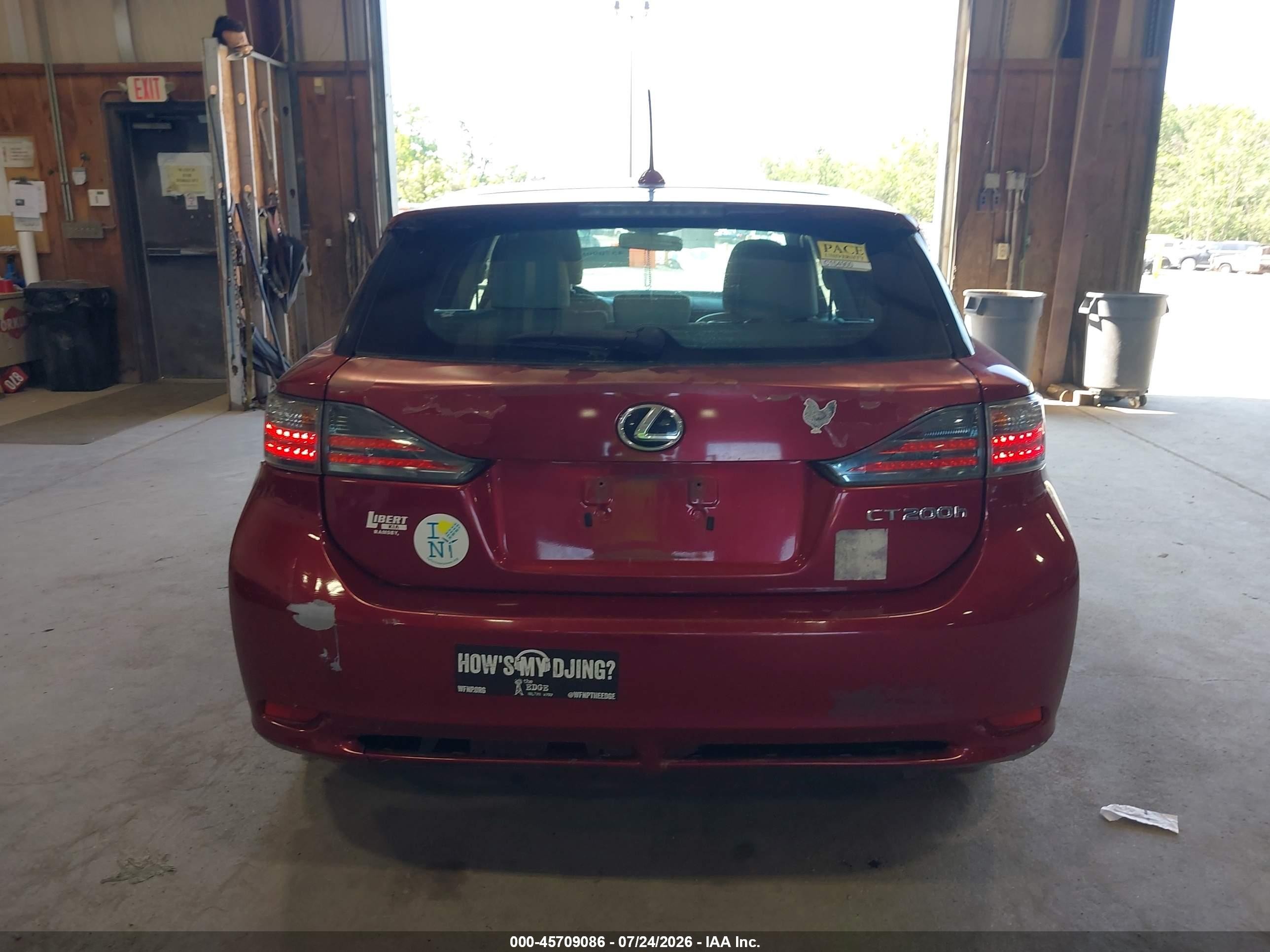 2012 Lexus Ct 200h Premium Red vin: JTHKD5BH9C2108573