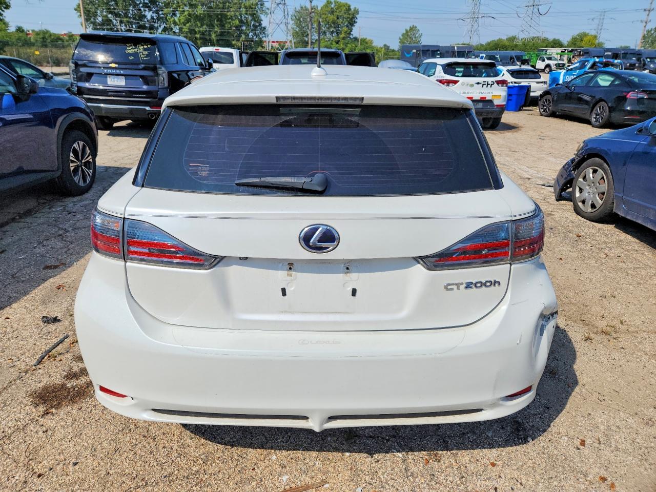 2013 Lexus Ct 200 White vin: JTHKD5BH9D2126203
