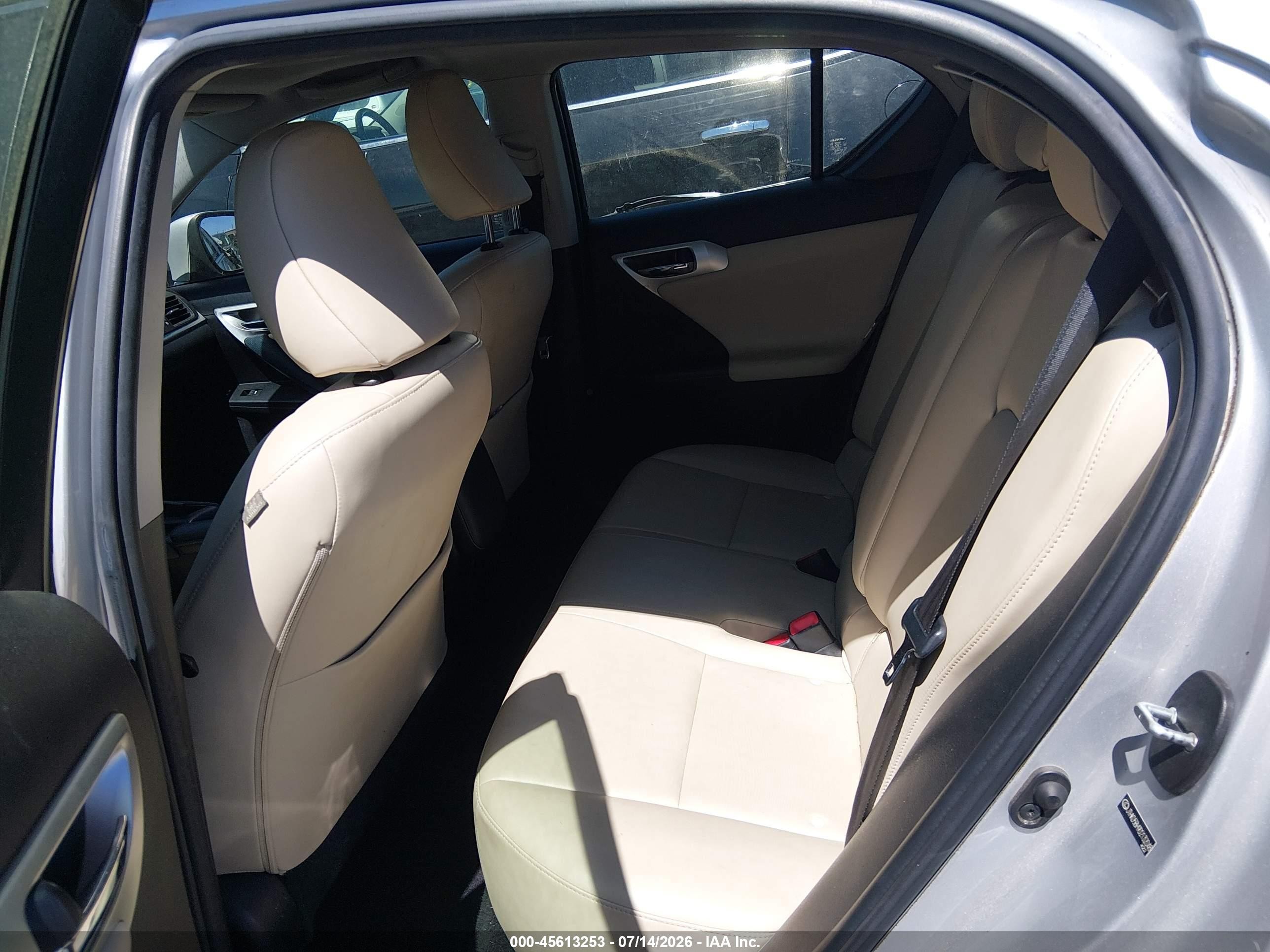 2013 Lexus Ct 200h   Gray vin: JTHKD5BH9D2132048