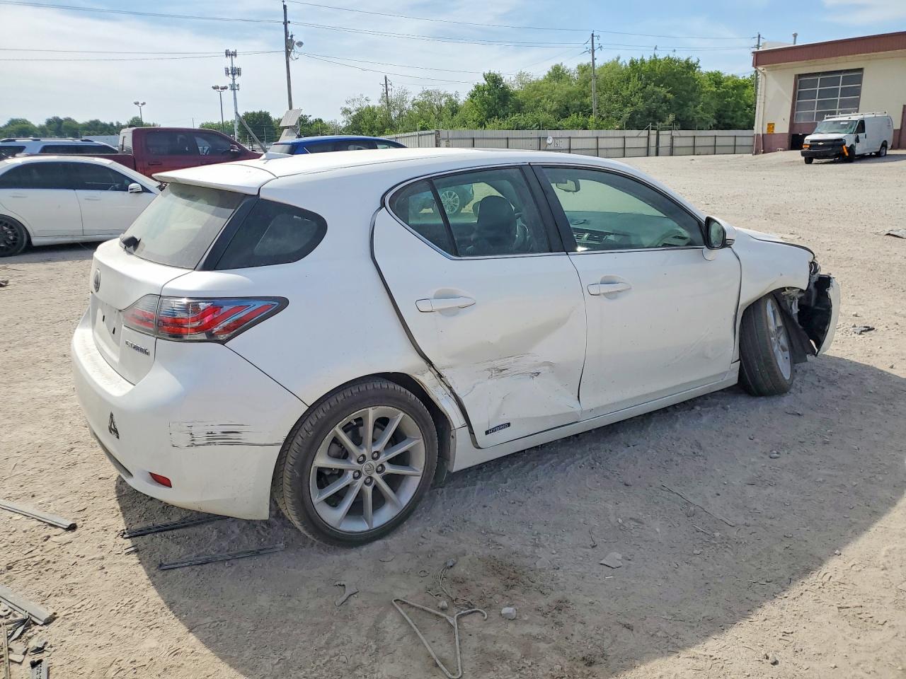 2013 Lexus Ct 200 White vin: JTHKD5BH9D2134267