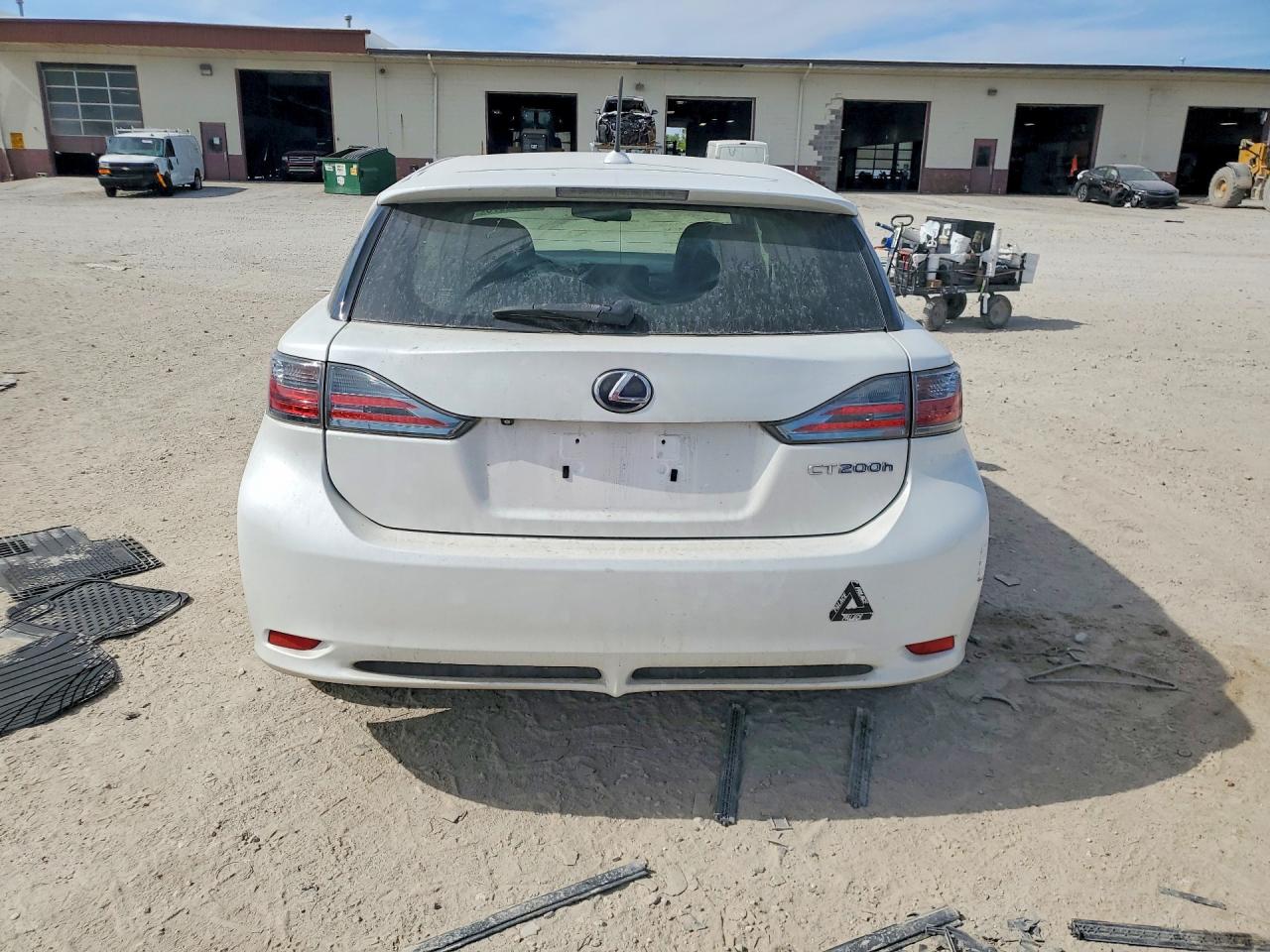 2013 Lexus Ct 200 White vin: JTHKD5BH9D2134267