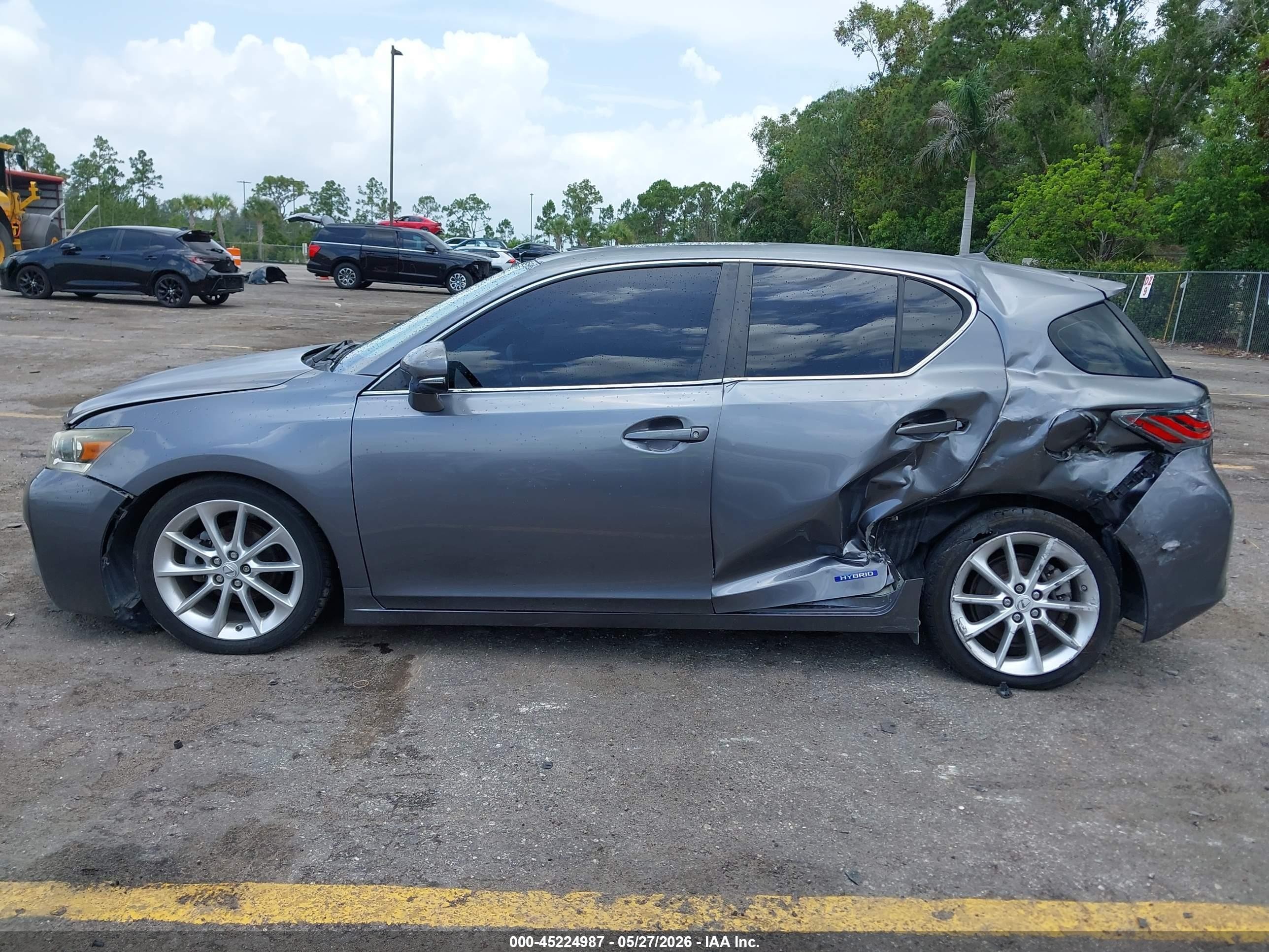 2013 Lexus Ct 200h   Gray vin: JTHKD5BH9D2169794
