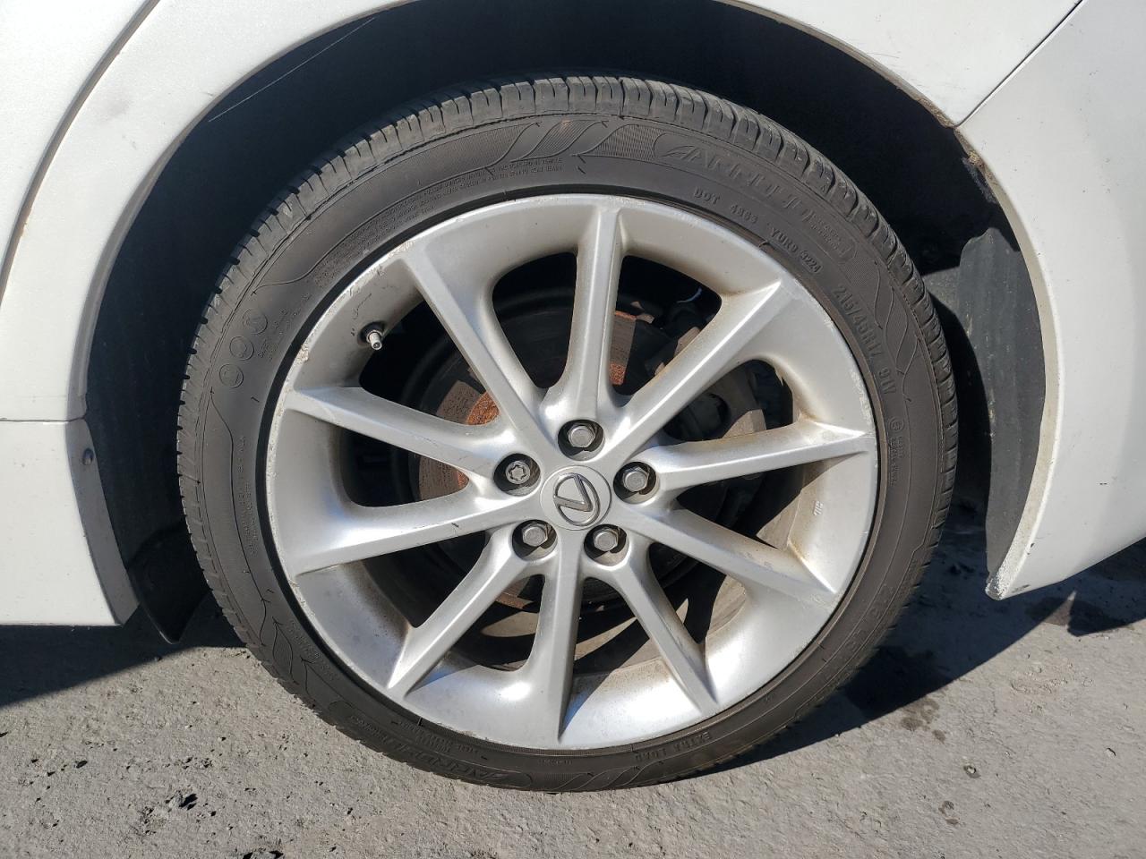 2013 Lexus Ct 200 White vin: JTHKD5BH9D2171514 Damage: Left Rear Wheel, Curb Rash, > 12 Inches