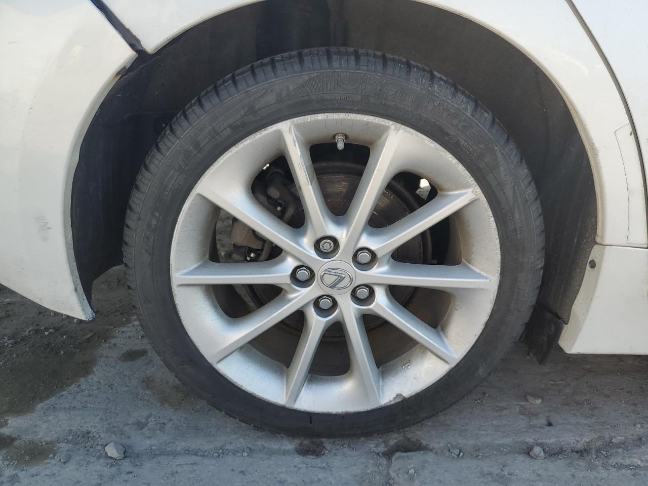 2013 Lexus Ct 200 White vin: JTHKD5BH9D2171514 Damage: Right Rear Wheel, Curb Rash, > 12 Inches