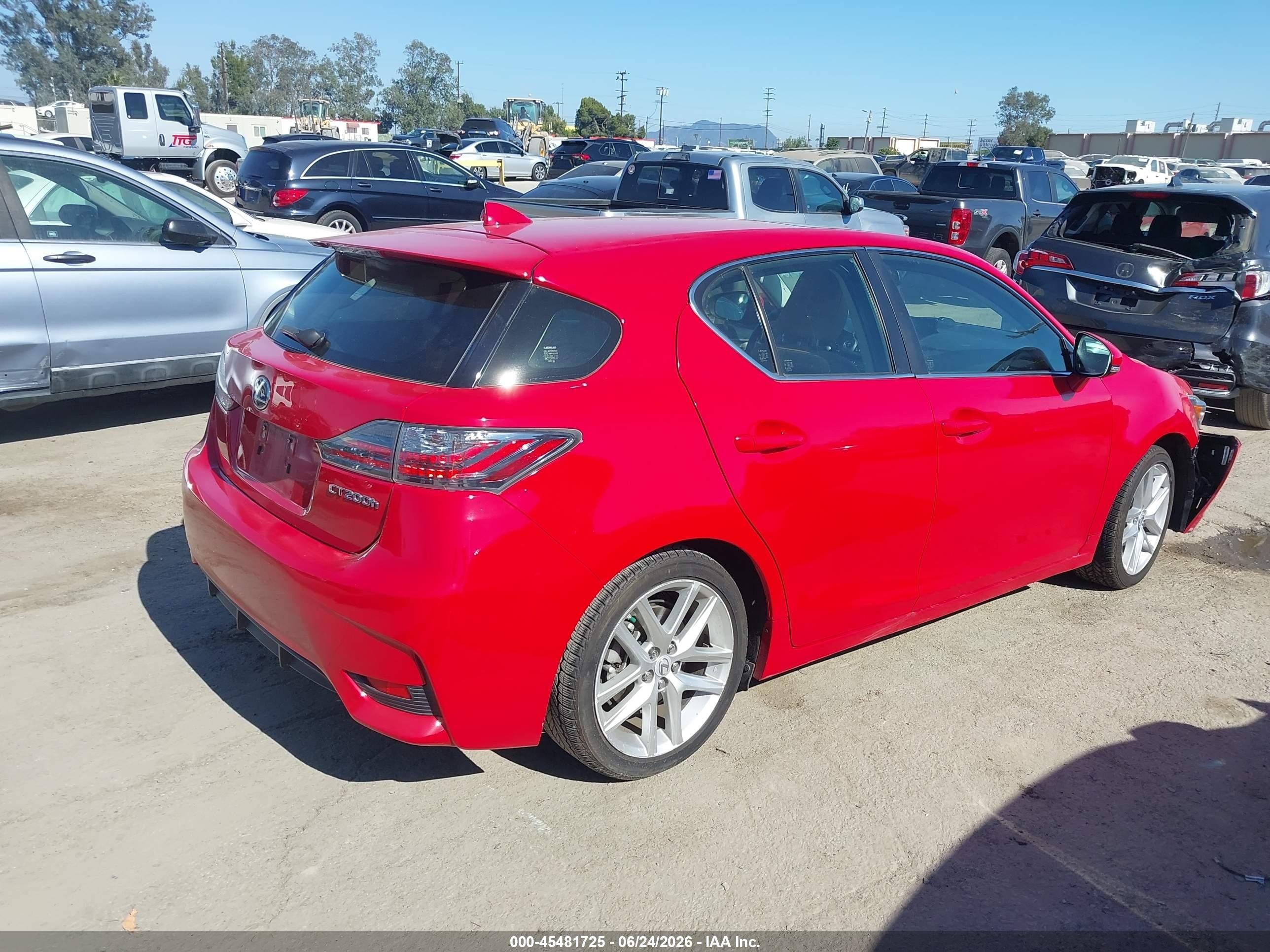2014 Lexus Ct 200h Red vin: JTHKD5BH9E2188685