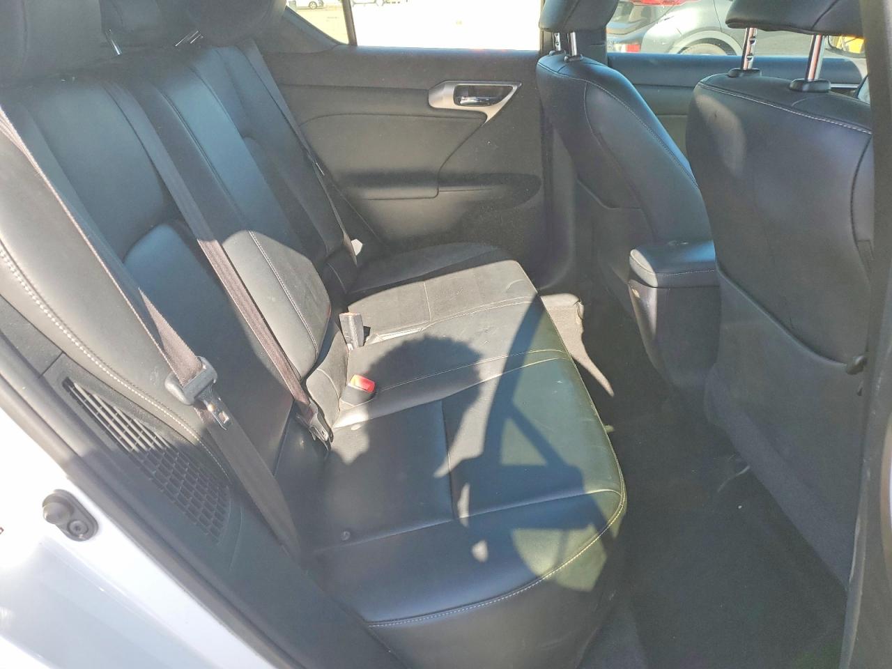 2014 Lexus Ct 200 White vin: JTHKD5BH9E2203041