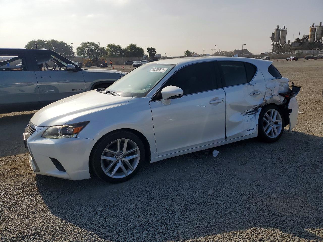2015 Lexus Ct 200 White vin: JTHKD5BH9F2232699