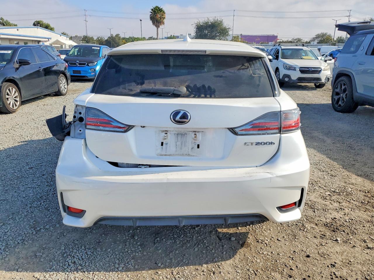 2015 Lexus Ct 200 White vin: JTHKD5BH9F2232699