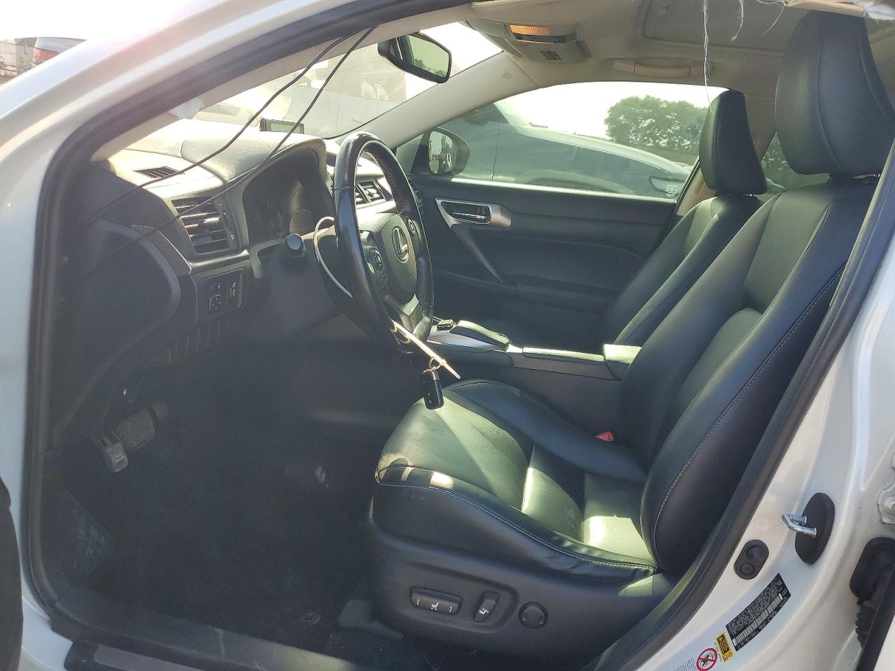 2015 Lexus Ct 200 White vin: JTHKD5BH9F2232699