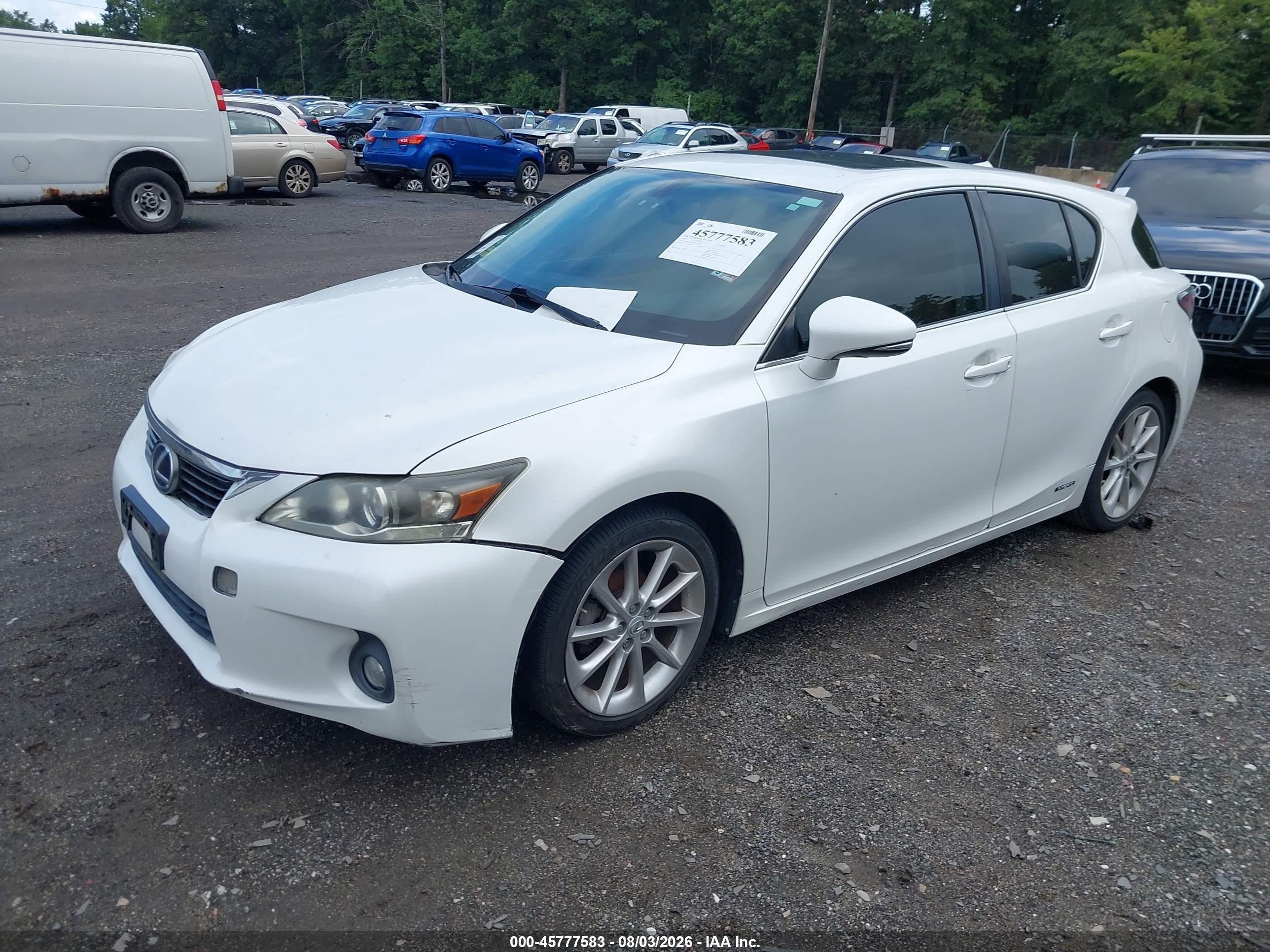 2013 Lexus Ct 200h   White vin: JTHKD5BHOD2152799