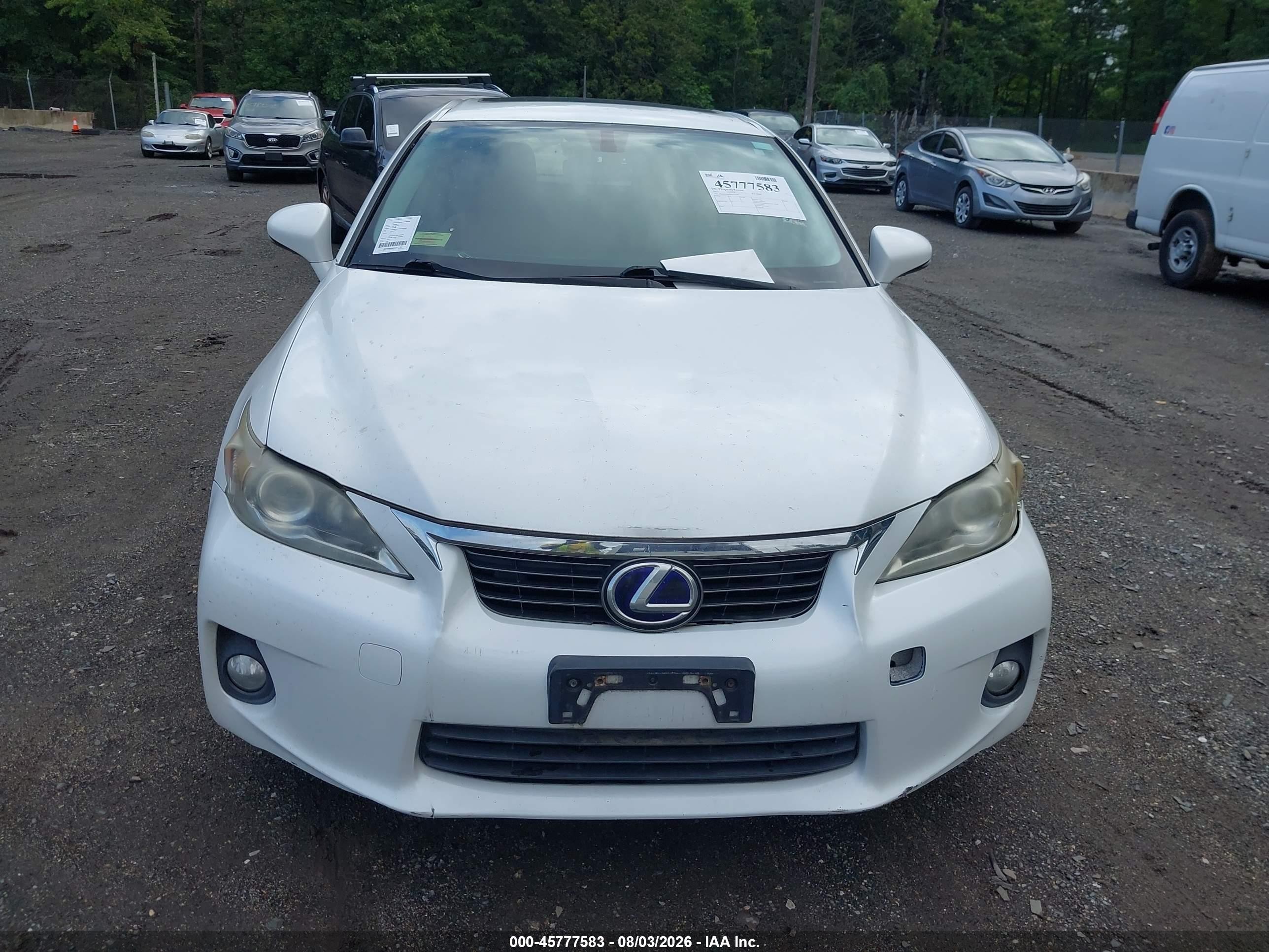 2013 Lexus Ct 200h   White vin: JTHKD5BHOD2152799
