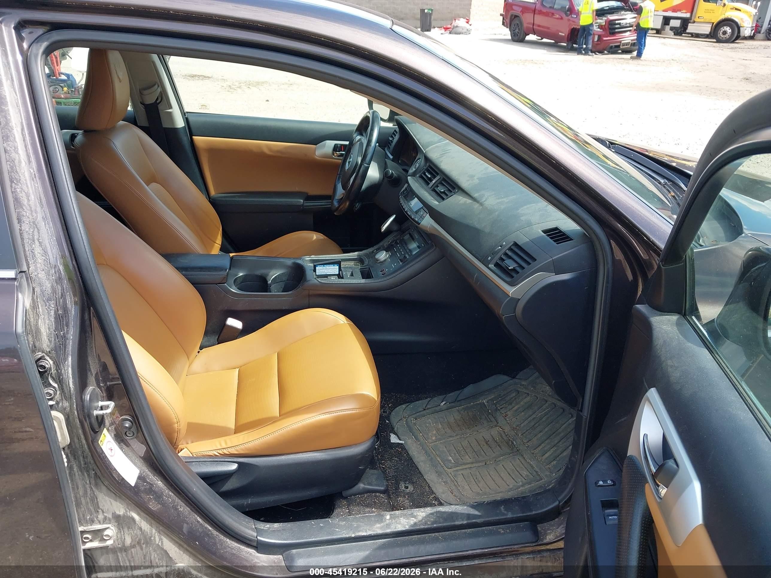 2011 Lexus Ct 200h Premium Purple vin: JTHKD5BHXB2015768