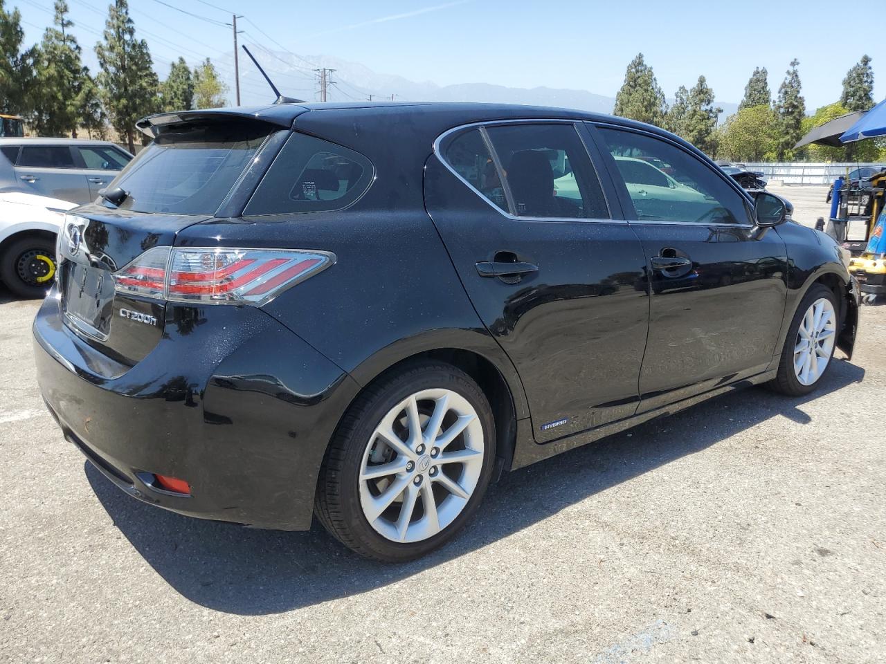2011 Lexus Ct 200 Черный vin: JTHKD5BHXB2031372