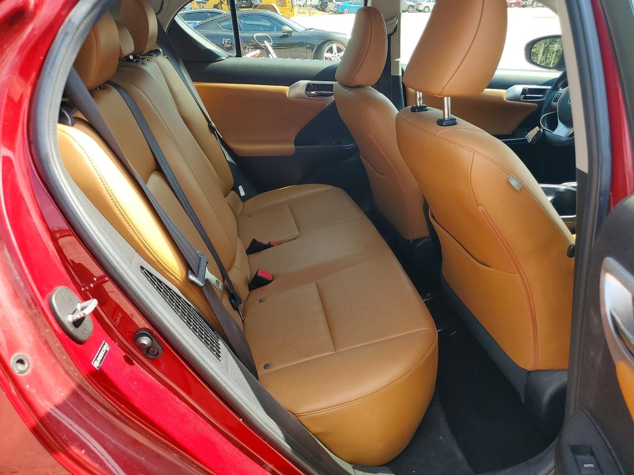 2012 Lexus Ct 200 Red vin: JTHKD5BHXC2048643