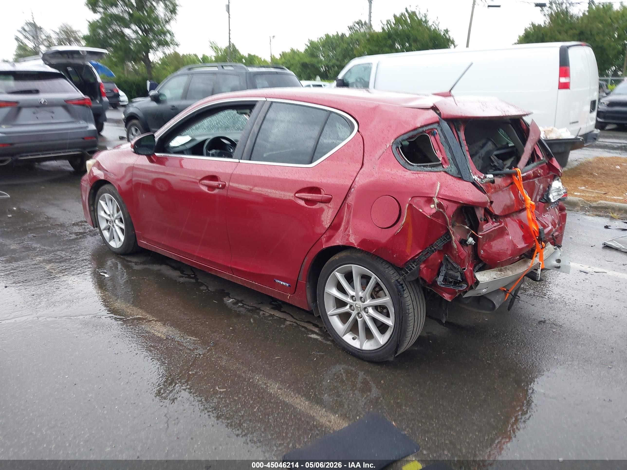 2012 Lexus Ct 200h Premium Red vin: JTHKD5BHXC2055902