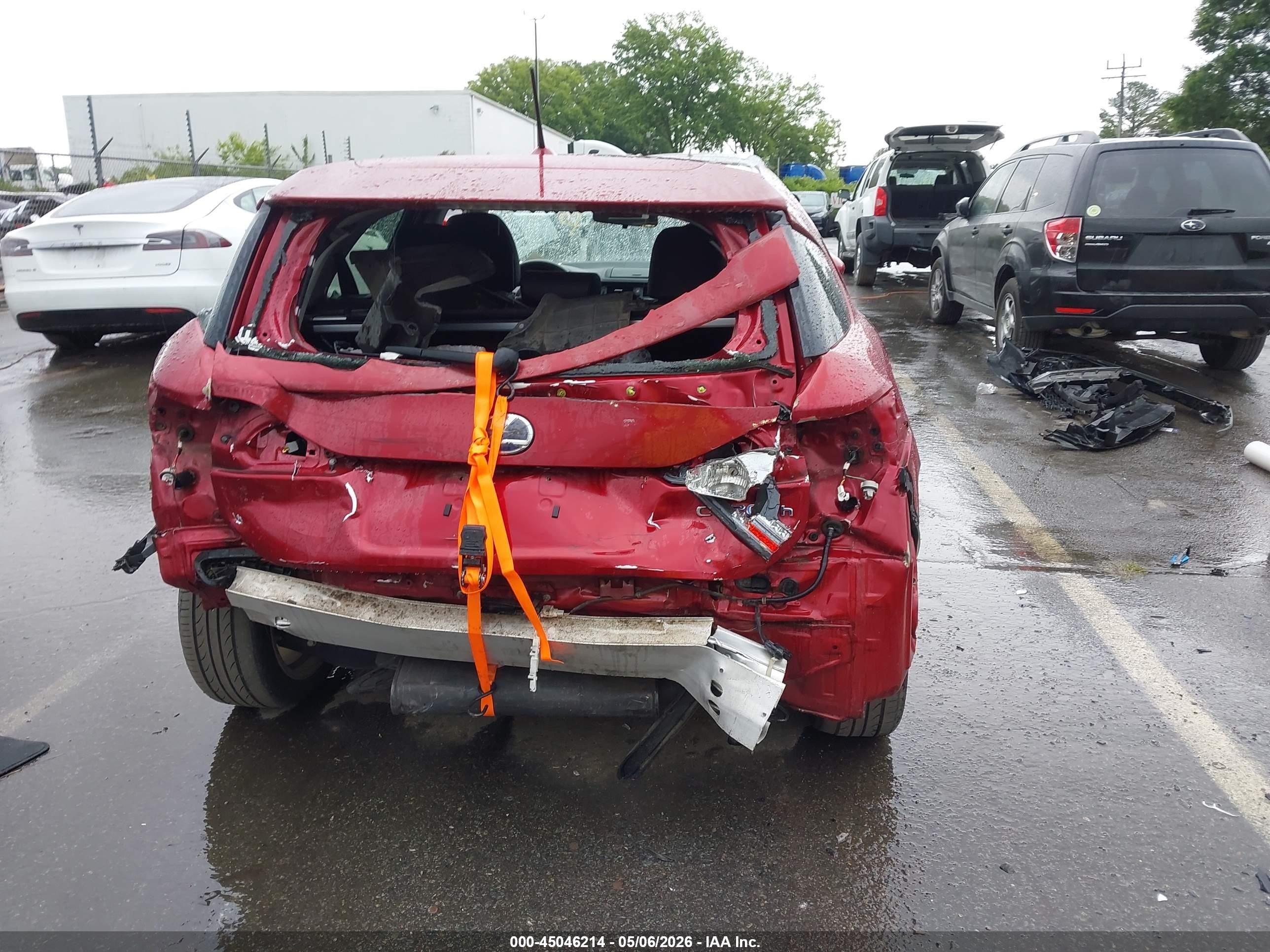 2012 Lexus Ct 200h Premium Red vin: JTHKD5BHXC2055902