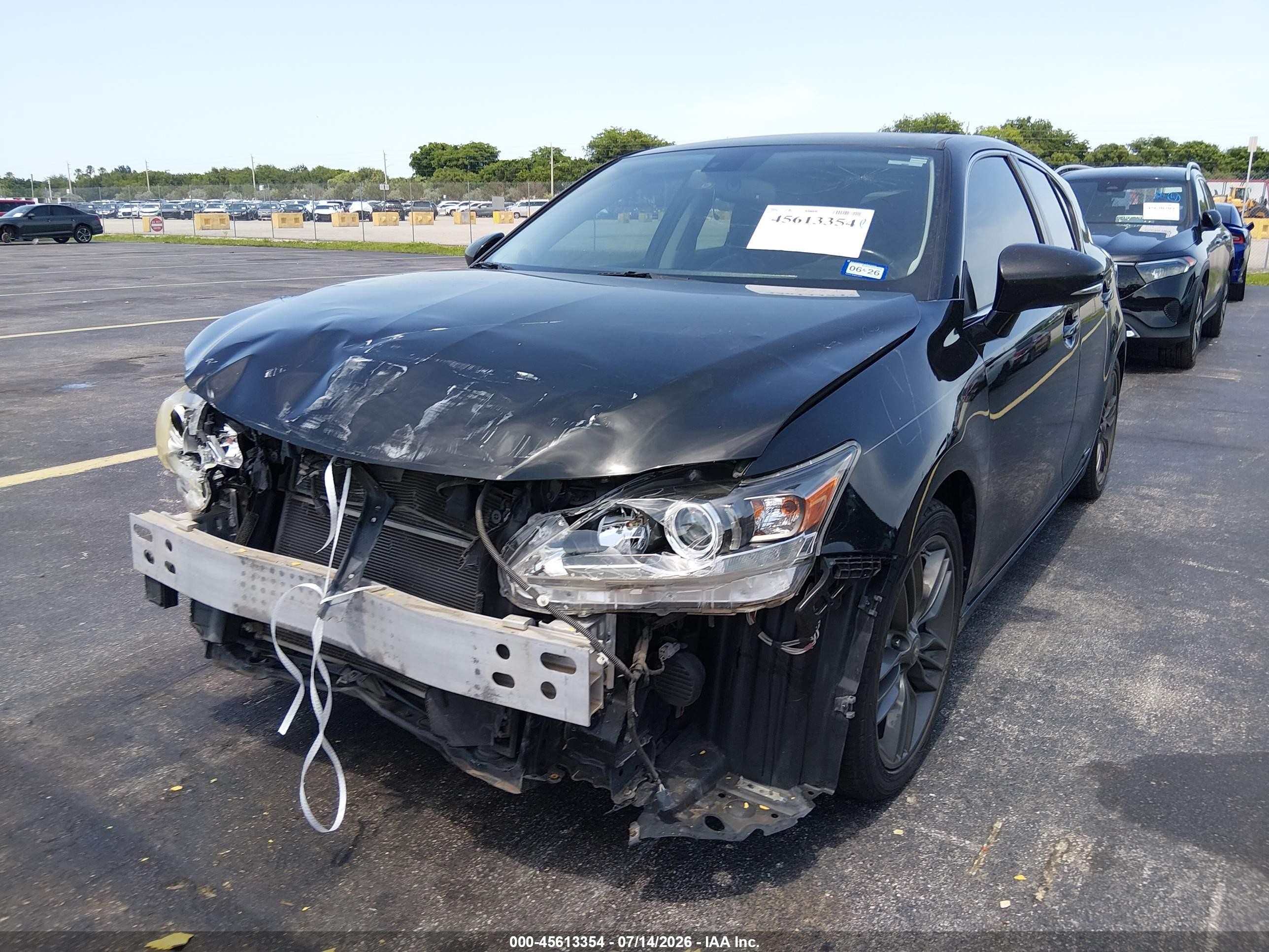 2012 Lexus Ct 200h Premium Черный vin: JTHKD5BHXC2086843