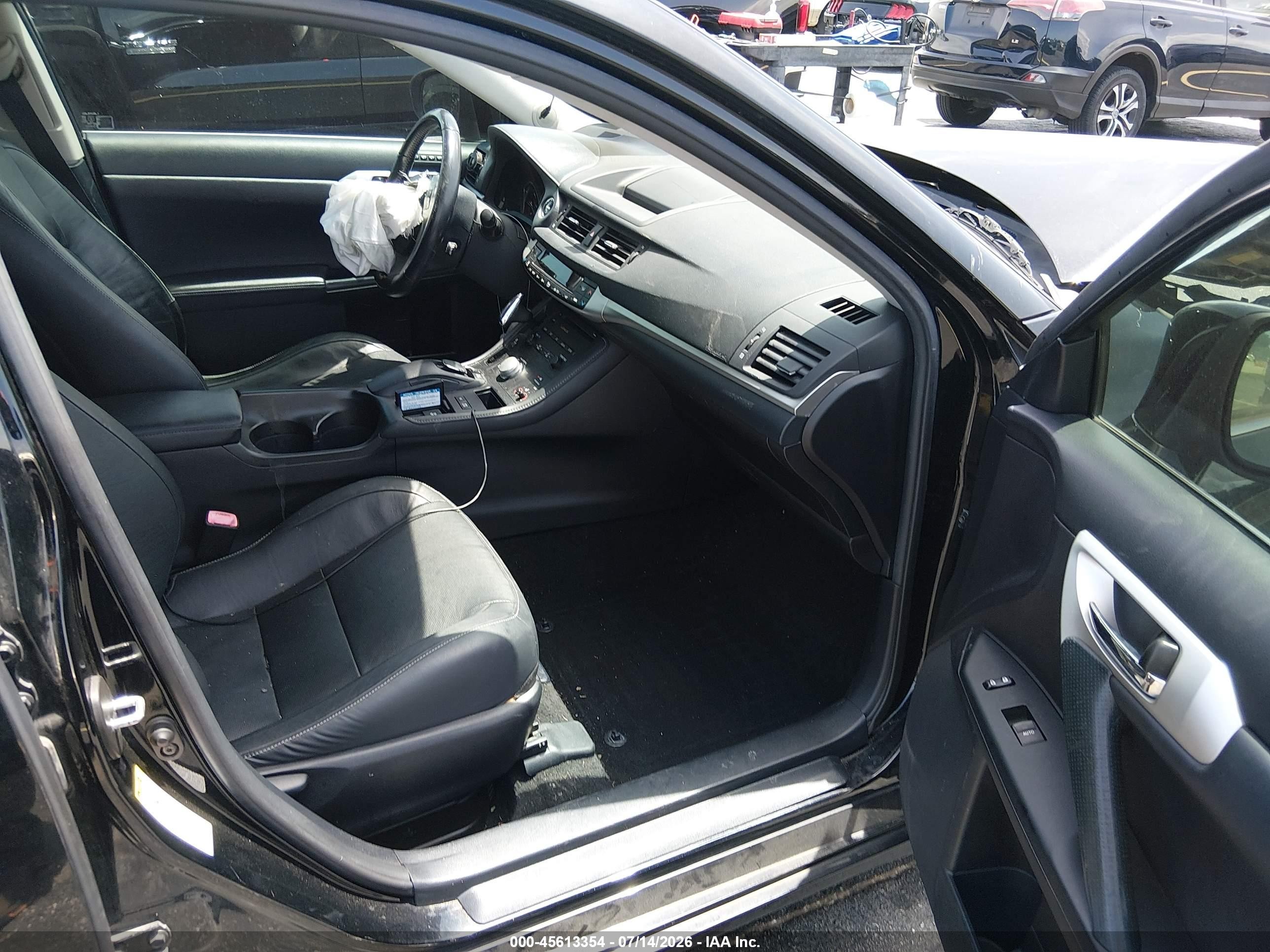 2012 Lexus Ct 200h Premium Черный vin: JTHKD5BHXC2086843