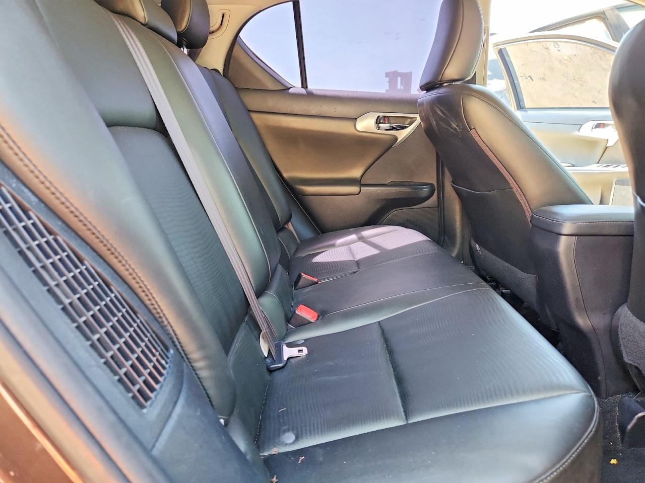 2012 Lexus Ct 200 Brown vin: JTHKD5BHXC2118724