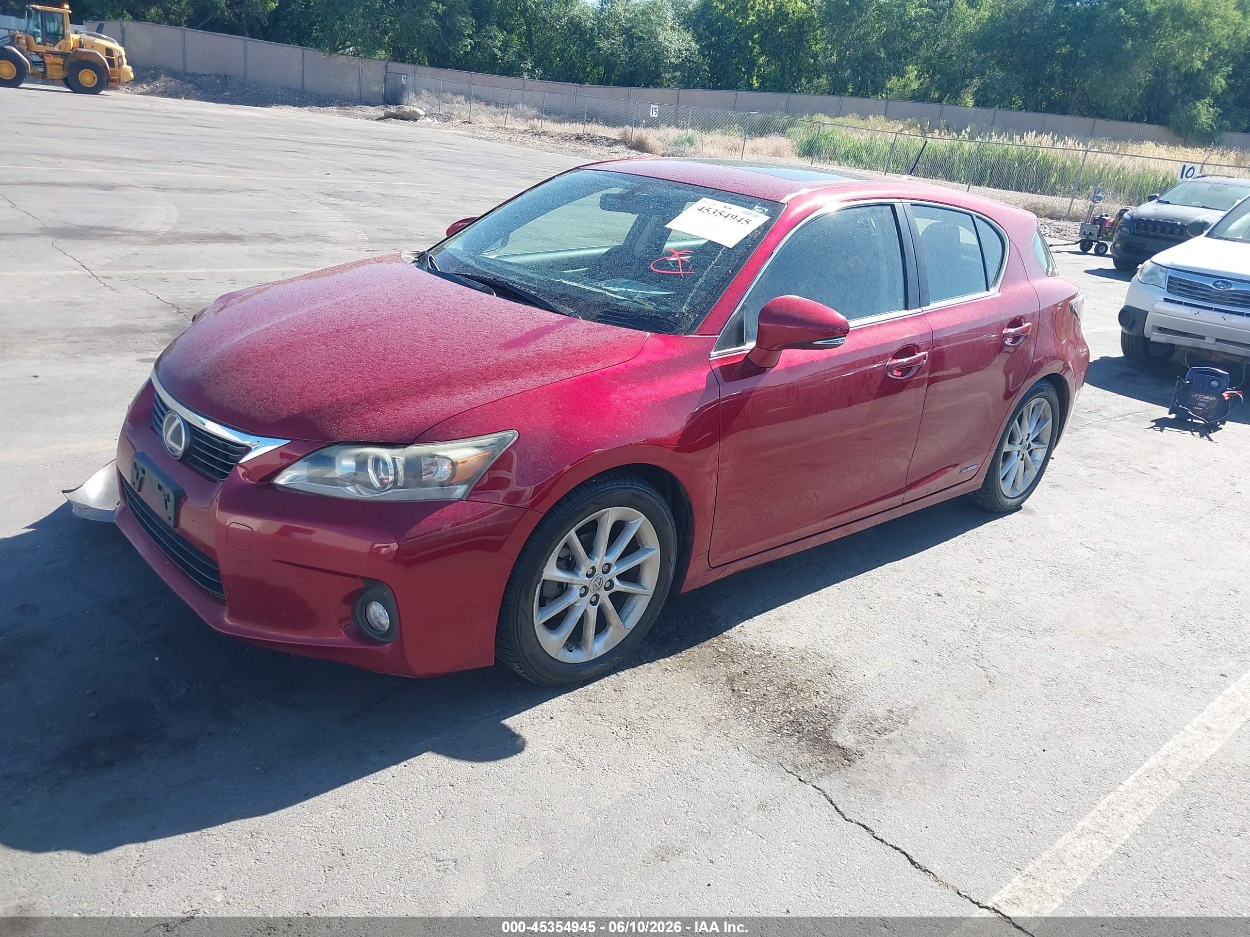 2013 Lexus Ct 200h   Red vin: JTHKD5BHXD2138005