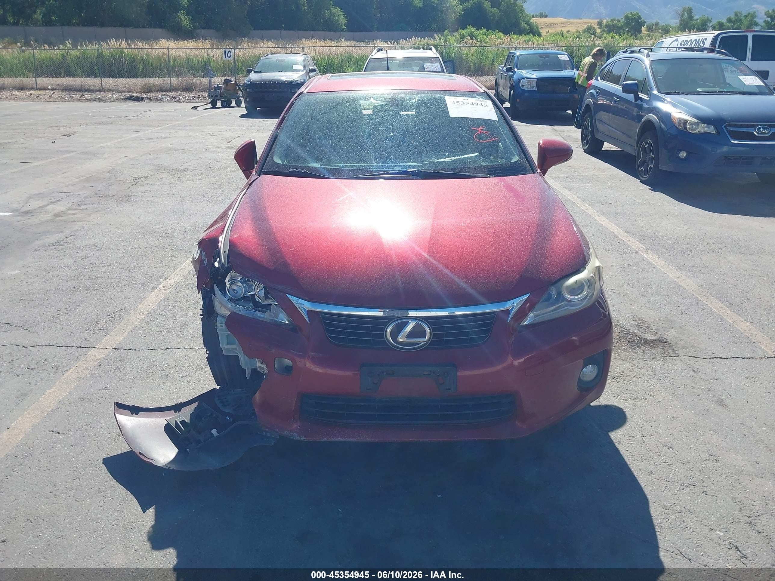 2013 Lexus Ct 200h   Red vin: JTHKD5BHXD2138005