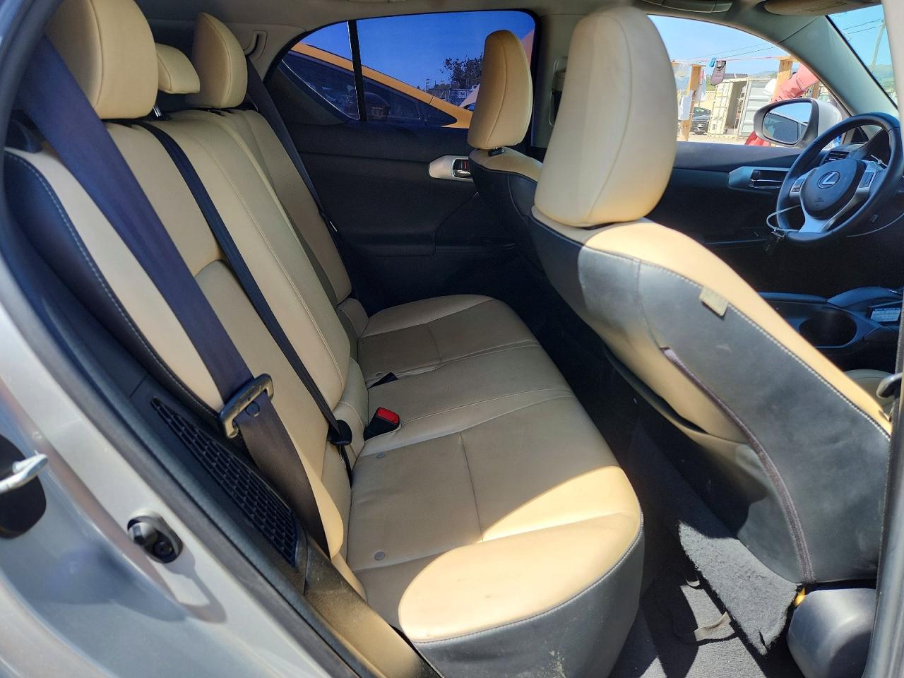 2013 Lexus Ct 200 Silver vin: JTHKD5BHXD2166256