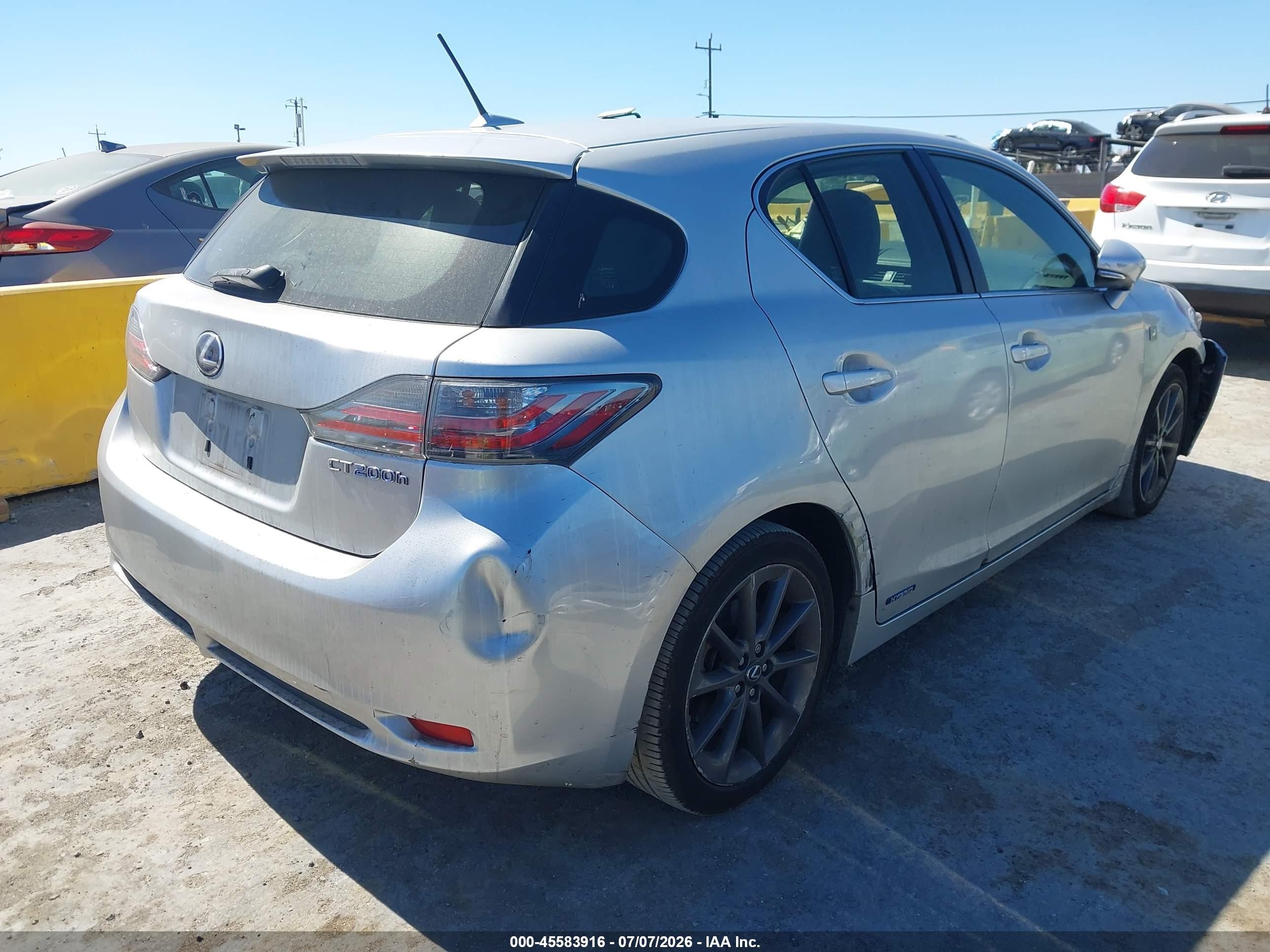 2013 Lexus Ct 200h   Silver vin: JTHKD5BHXD2170372
