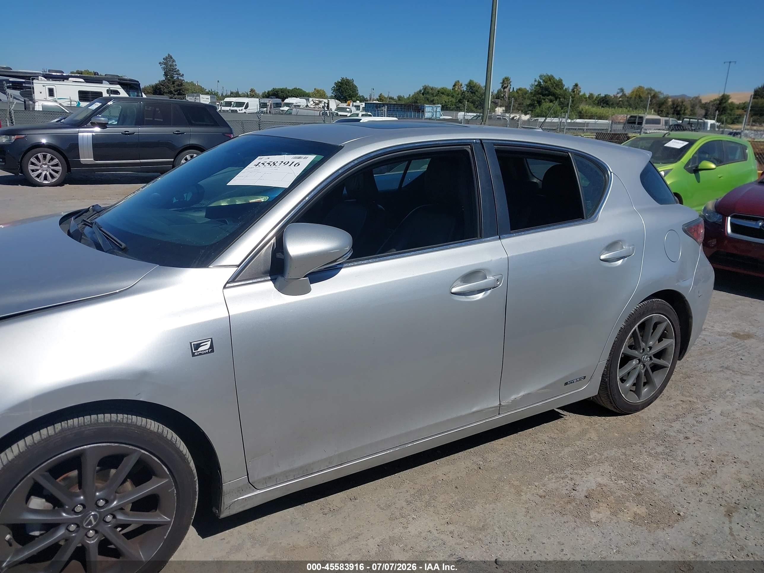 2013 Lexus Ct 200h   Silver vin: JTHKD5BHXD2170372