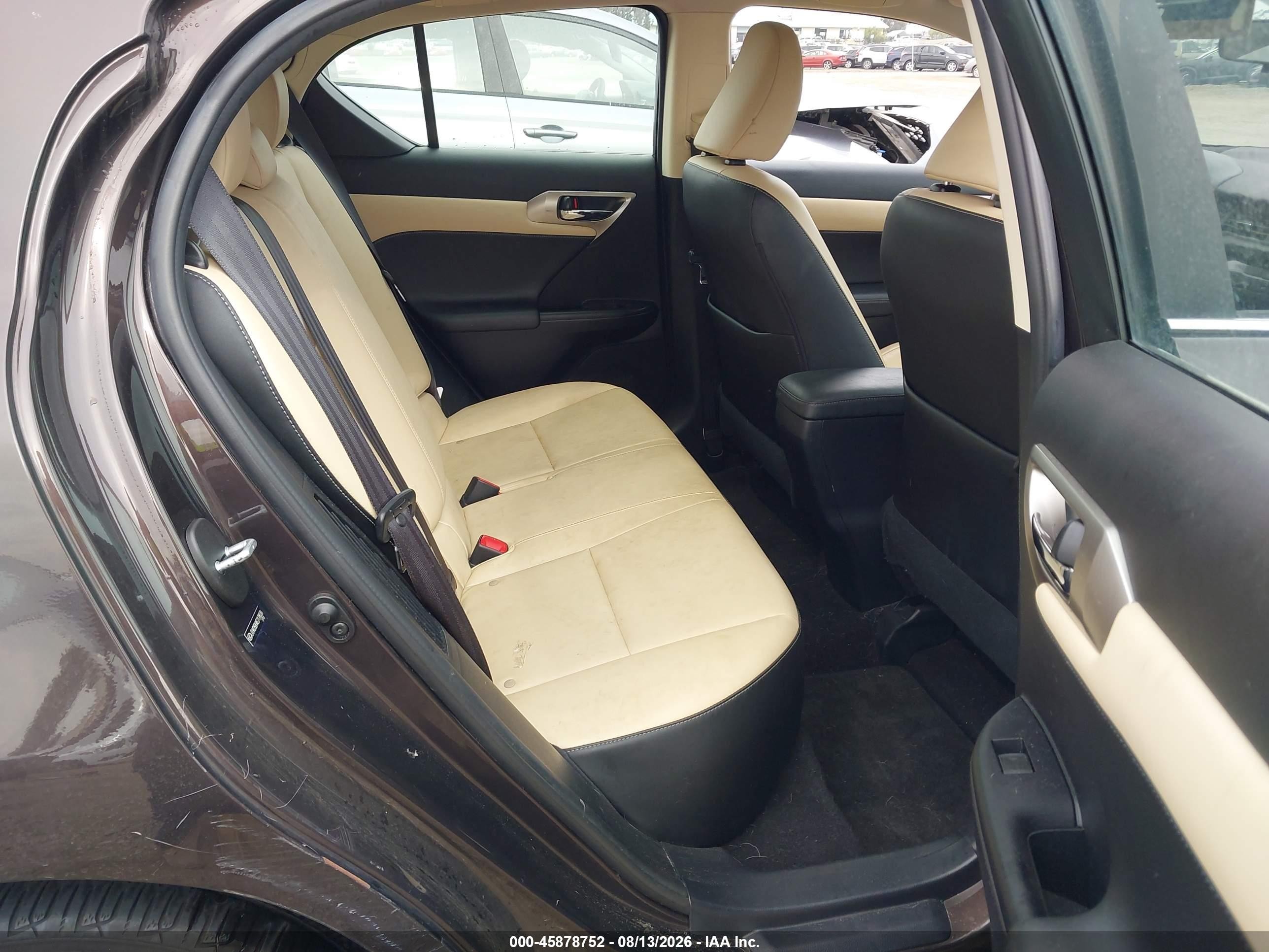 2014 Lexus Ct 200h   Черный vin: JTHKD5BHXE2178036