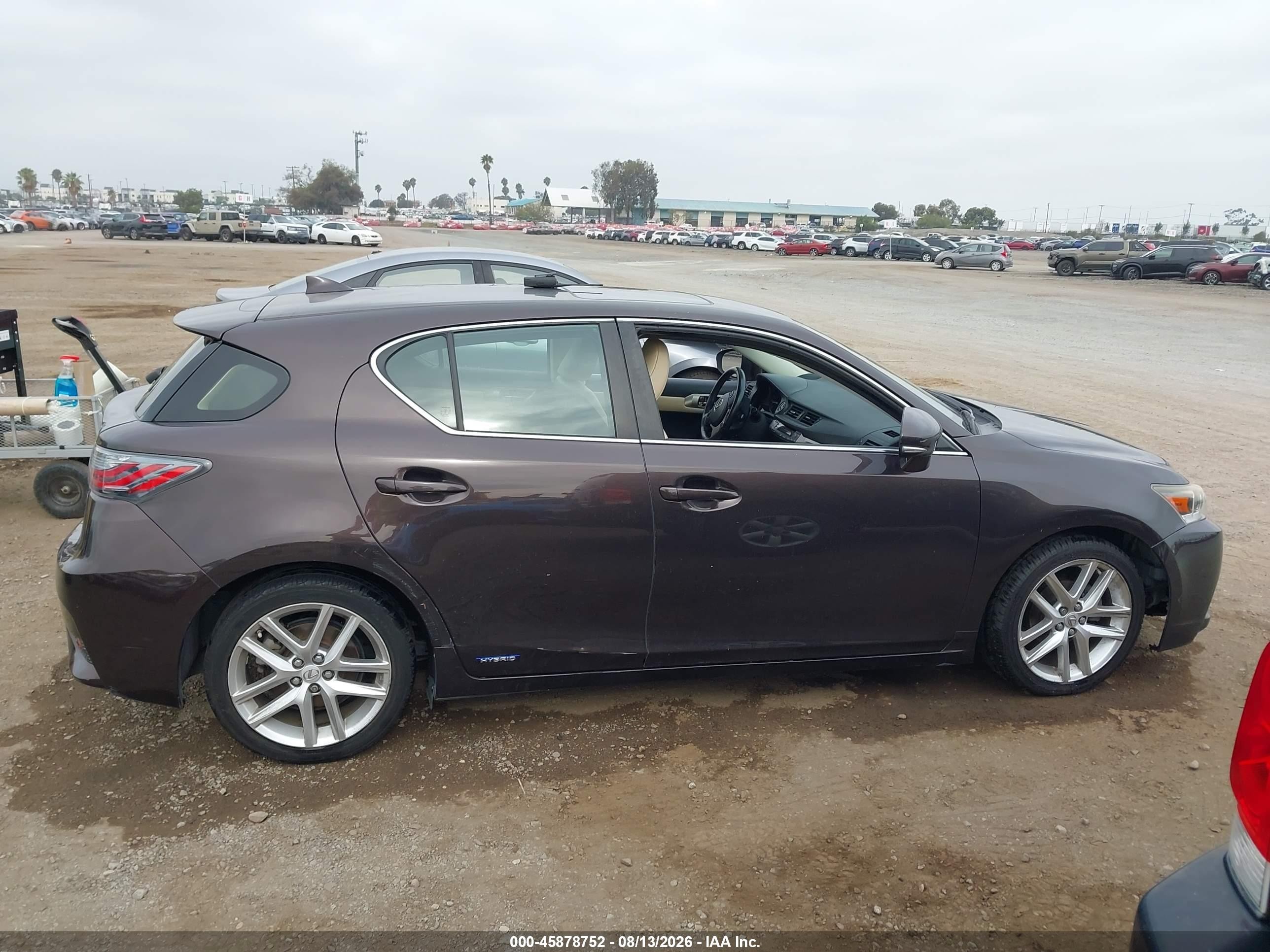 2014 Lexus Ct 200h   Черный vin: JTHKD5BHXE2178036