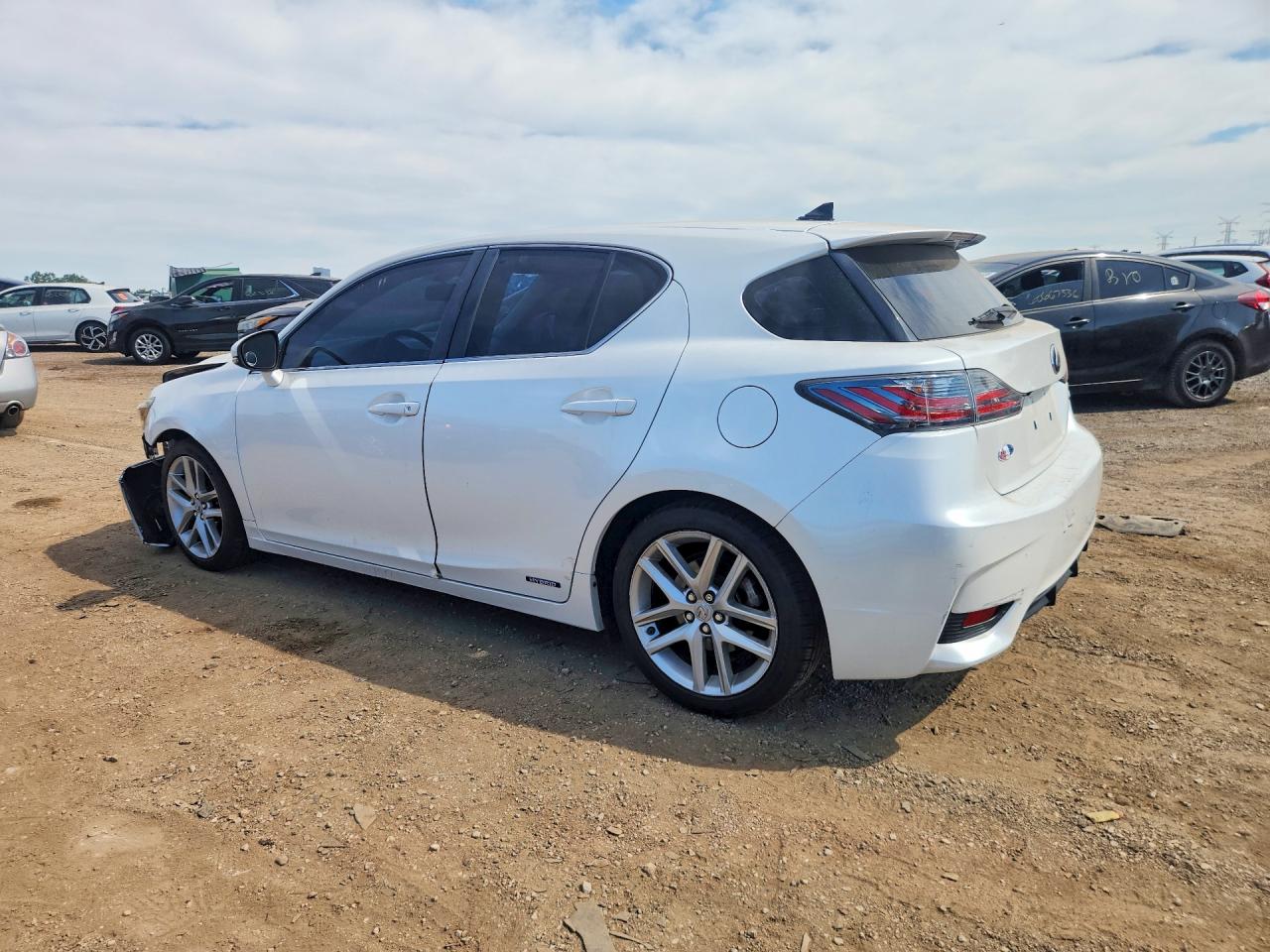 2015 Lexus Ct 200 Белый vin: JTHKD5BHXF2214339